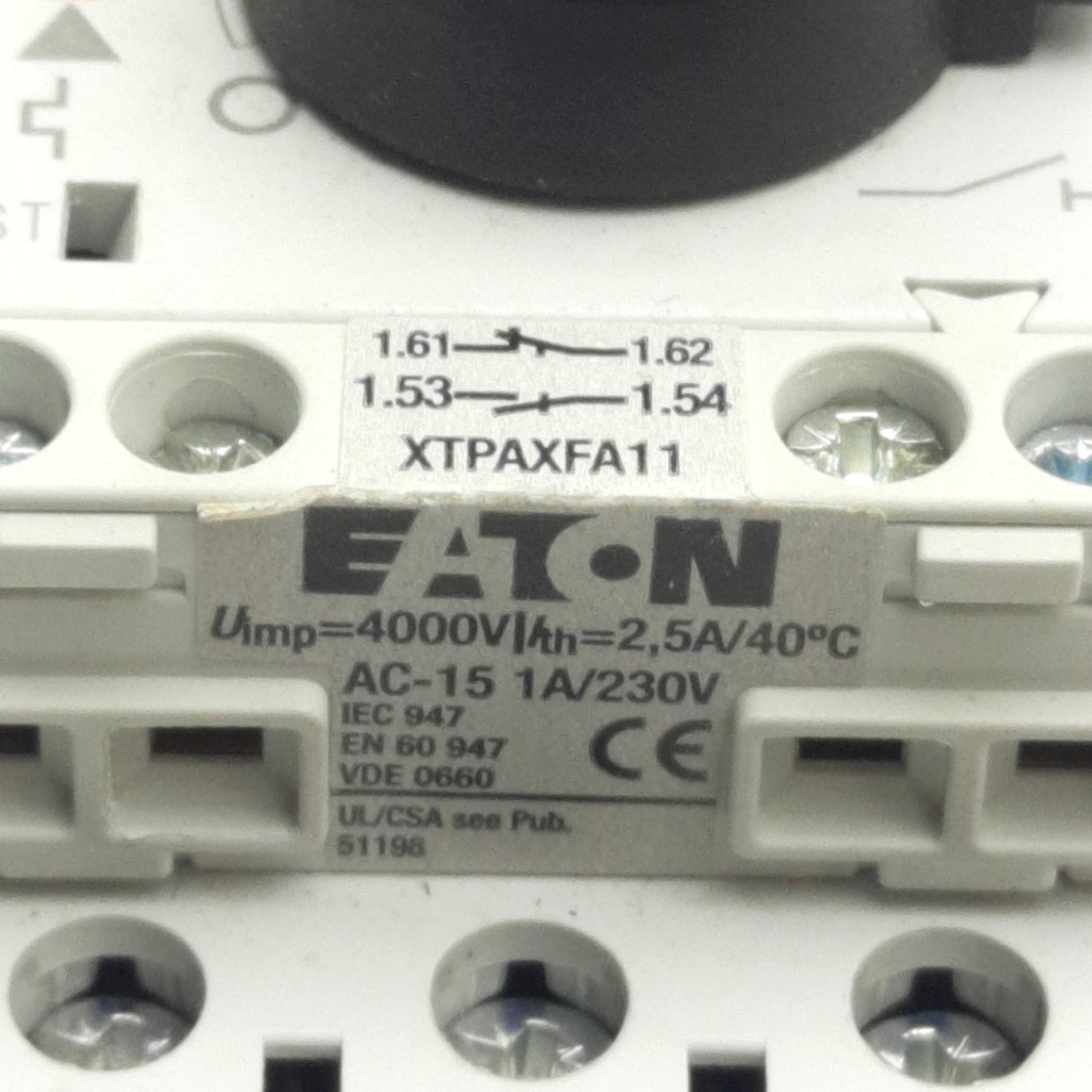 Used Eaton XTPR004BC1 Manual Motor Controller Starter, With XTPAXFA11, 3HP 600V Max