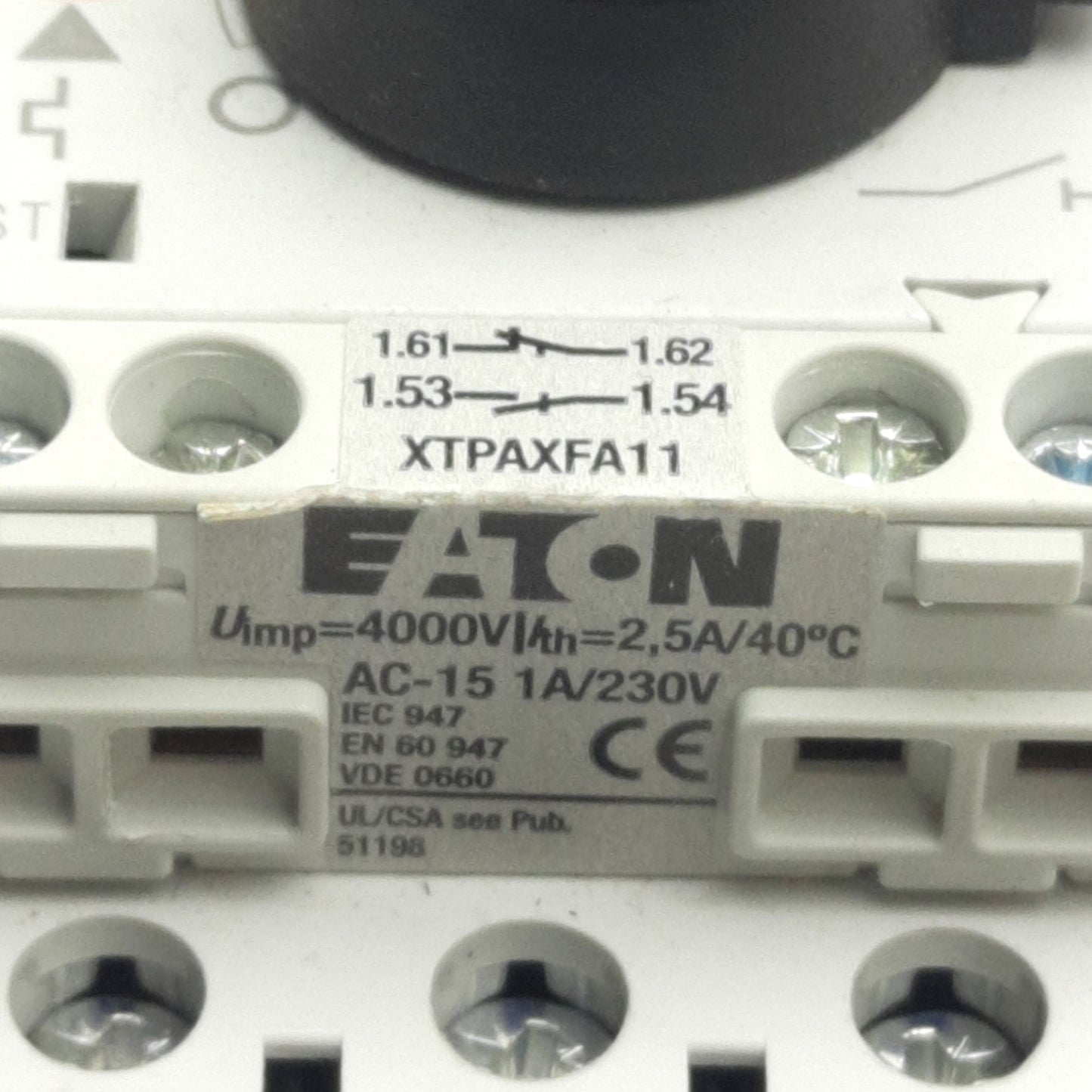 Eaton XTPR004BC1 Manual Motor Controller Starter, With XTPAXFA11, 3HP 600V Max
