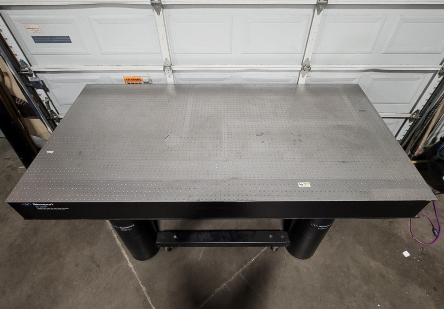 Used Newport RS2000-48-8 Sealed Hole Optical Table With Tuned Damping 4' x 8' x 8"