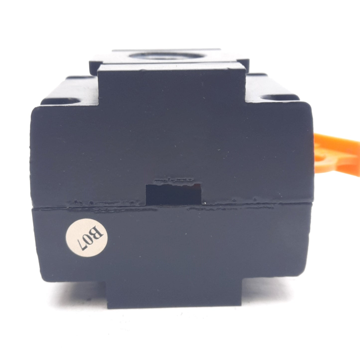 Used Wilkerson V28-04-0000 Manual Shutoff Valve Block, 150psig, 1/2in NPT Ports
