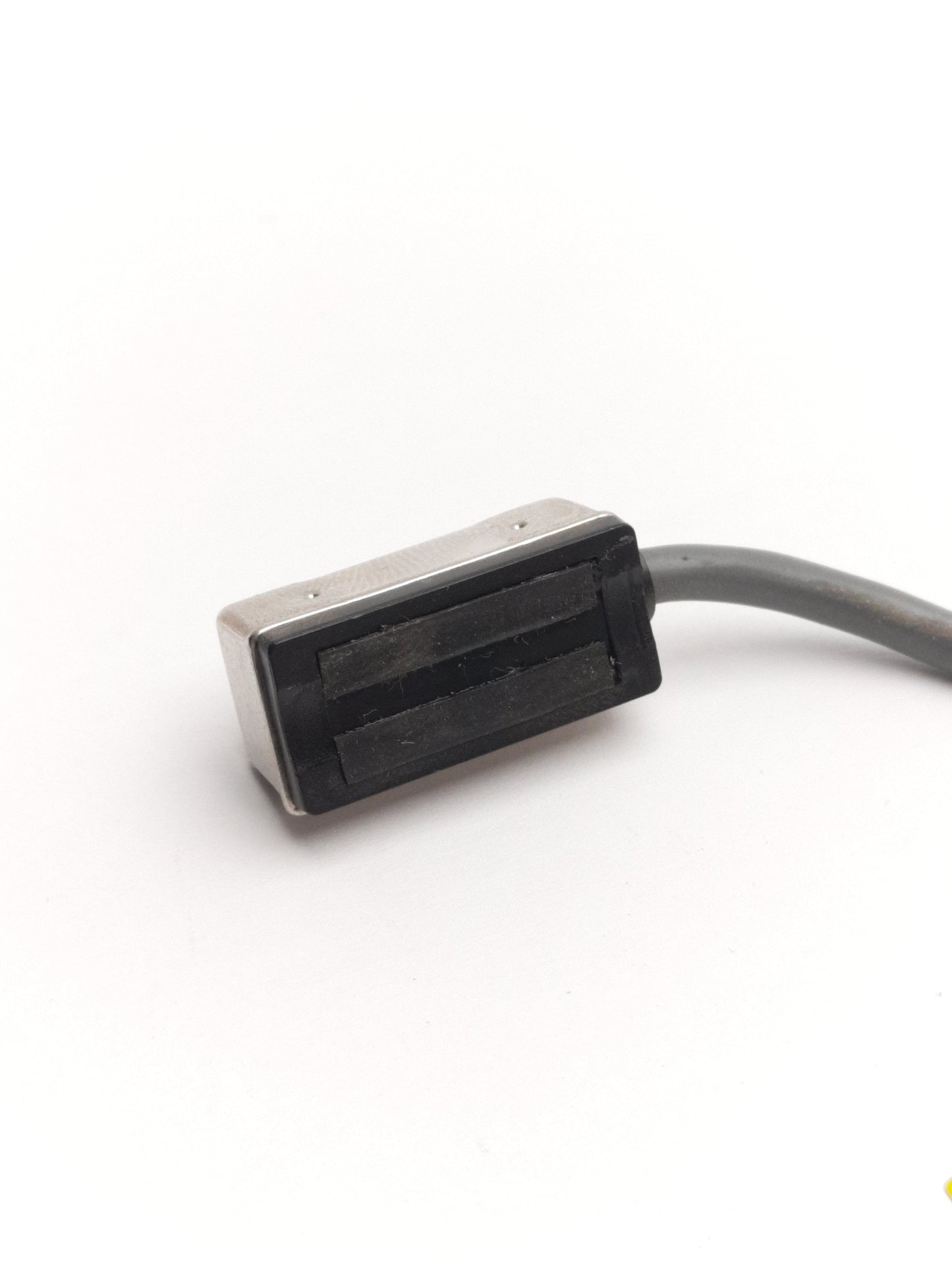 Used Robohand OHSP-005 Magnetic Resistive Sensor, PNP Output, M8 3-Pin, 5-30VDC