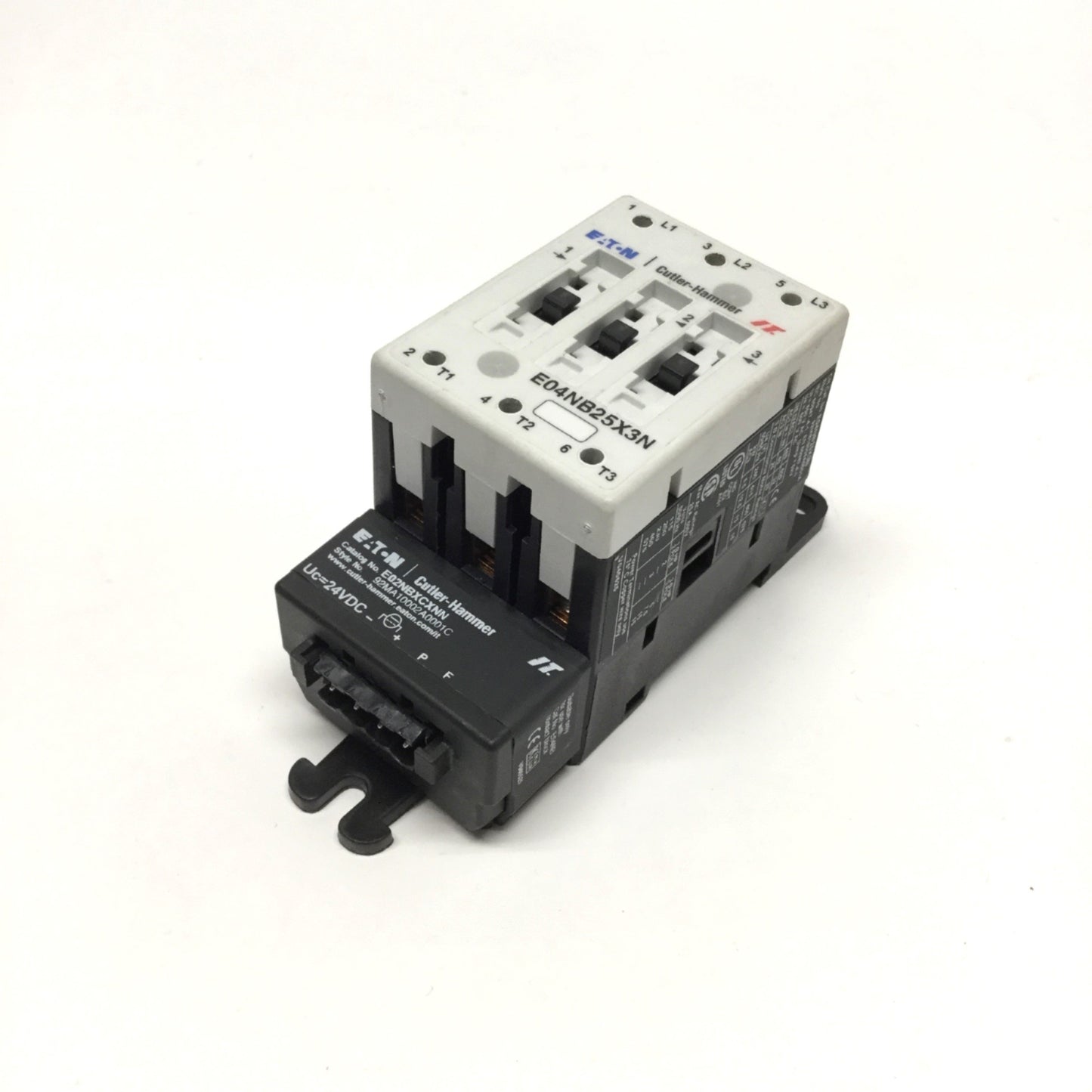 Used Eaton E04NB25X3N Contactor Starter With E02NBXCXNN 24VDC Coil, 600VAC 25A 3-Pole