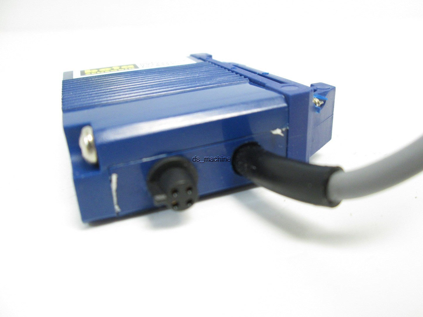 Used Beta Sensorik V6BP-10 Photoelectric Sensor Amp, 10-30VDC, PNP, 500Hz Switching