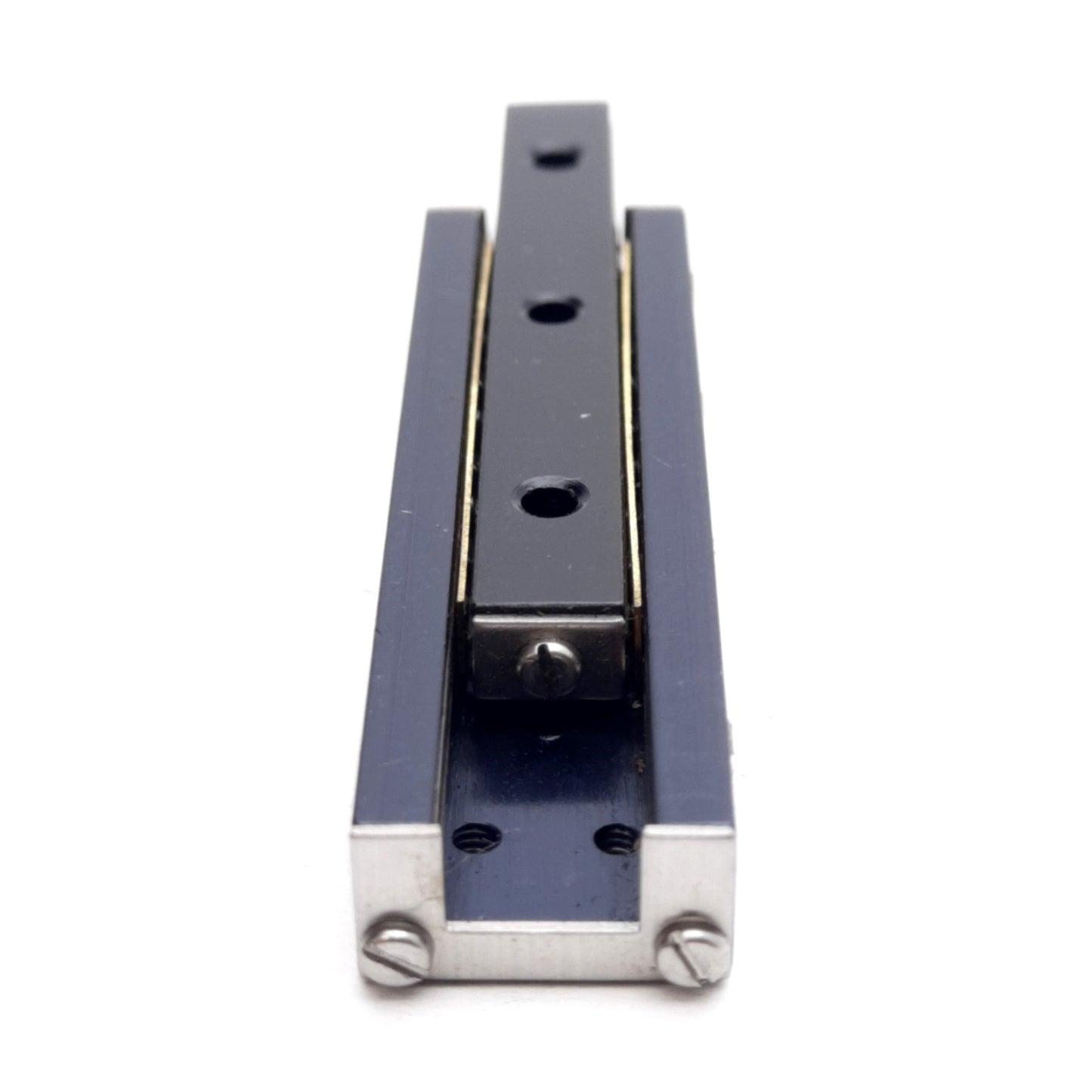 Used Del-Tron D-2 Crossed Roller Slide 1in Travel 8lb Load 2.06x0.56x0.32in 2-56UNC