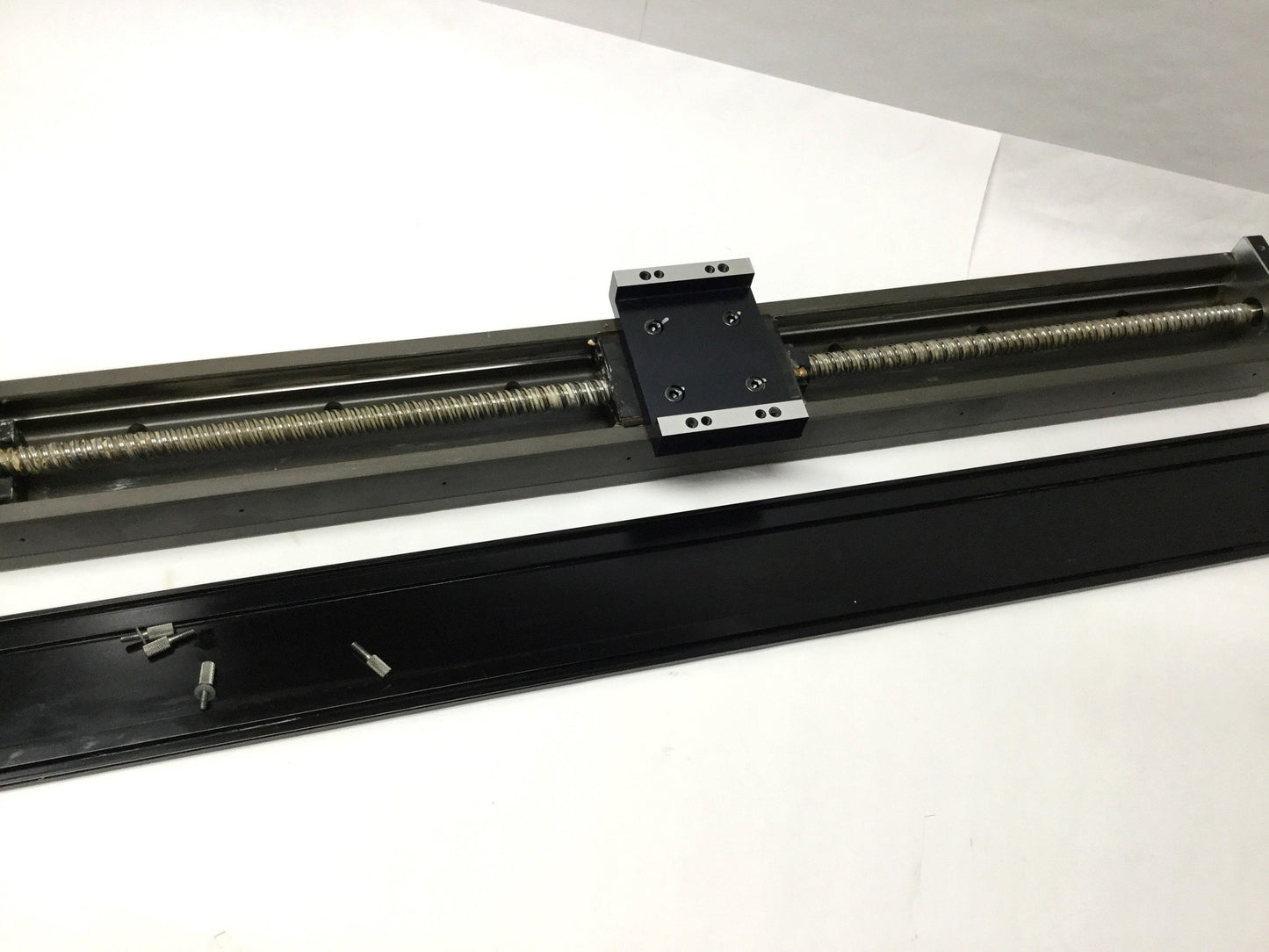 Used THK KR4610A-0590 LM Guide Linear Actuator, 590mm Stroke, 10mm Ball Screw Lead