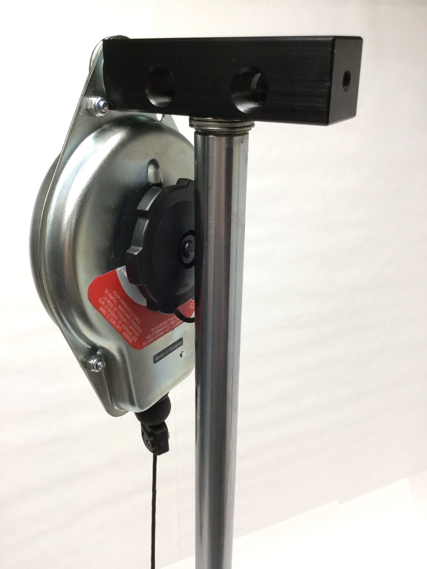 Used Desoutter 5DU Spring Tool Balancer 1.4-2.4kg w/ Linear Positioner Post 8" Travel