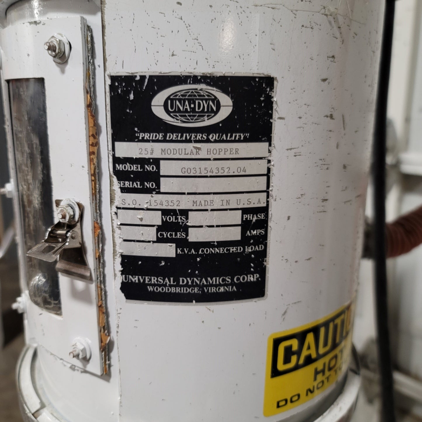 Used Una Dyn UDC-30 Dual 25lb Hopper Drying System 30lb/Hr, 208VAC 1-Ph, 33.6A