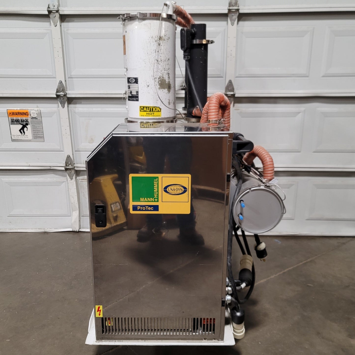 Used Una Dyn UDC-30 Dual 25lb Hopper Drying System 30lb/Hr, 208VAC 1-Ph, 33.6A