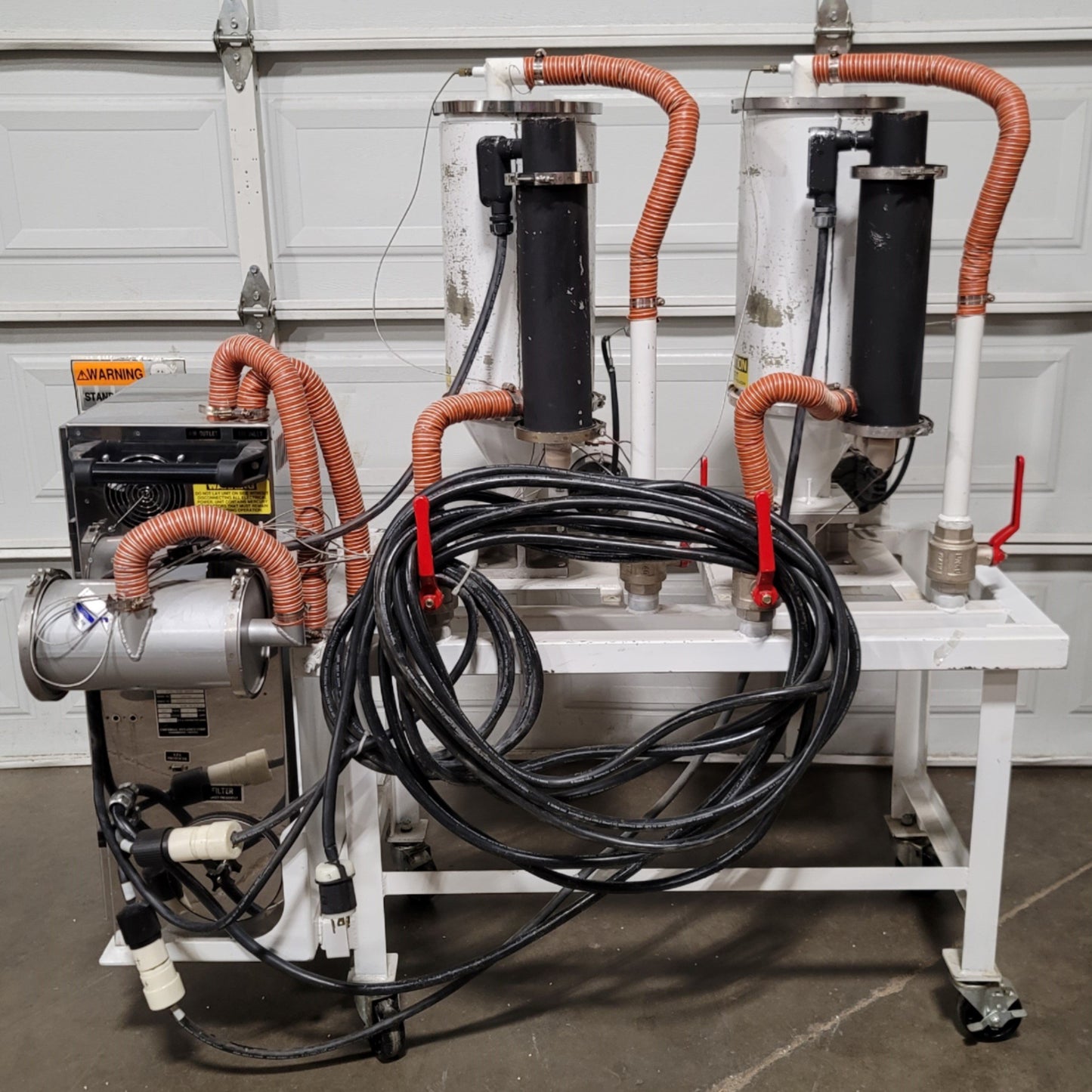 Used Una Dyn UDC-30 Dual 25lb Hopper Drying System 30lb/Hr, 208VAC 1-Ph, 33.6A