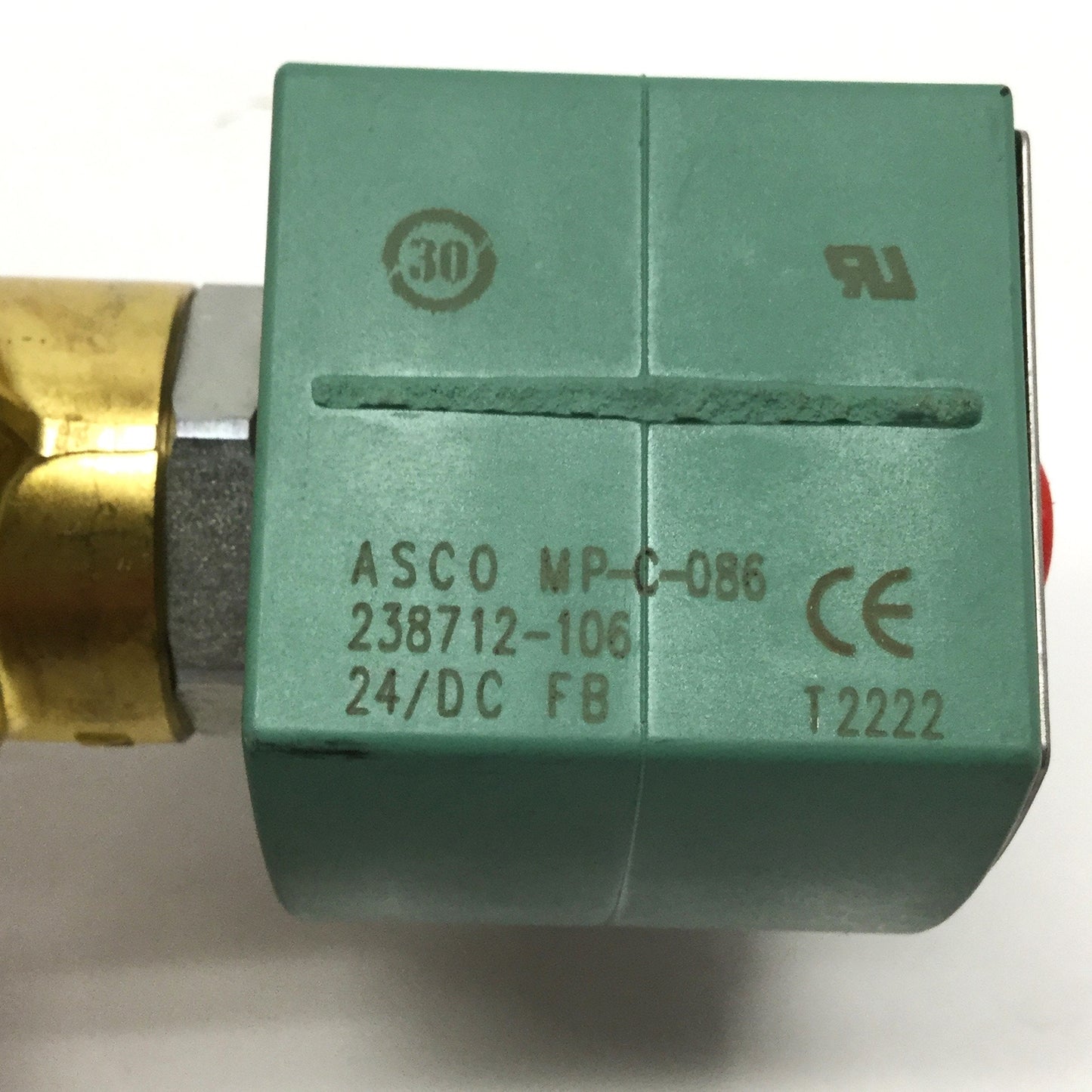 Used ASCO SD8223G023 Red Hat Solenoid Brass Valve 2-Way NC, 3/8" NPT, 24VDC, 400psi