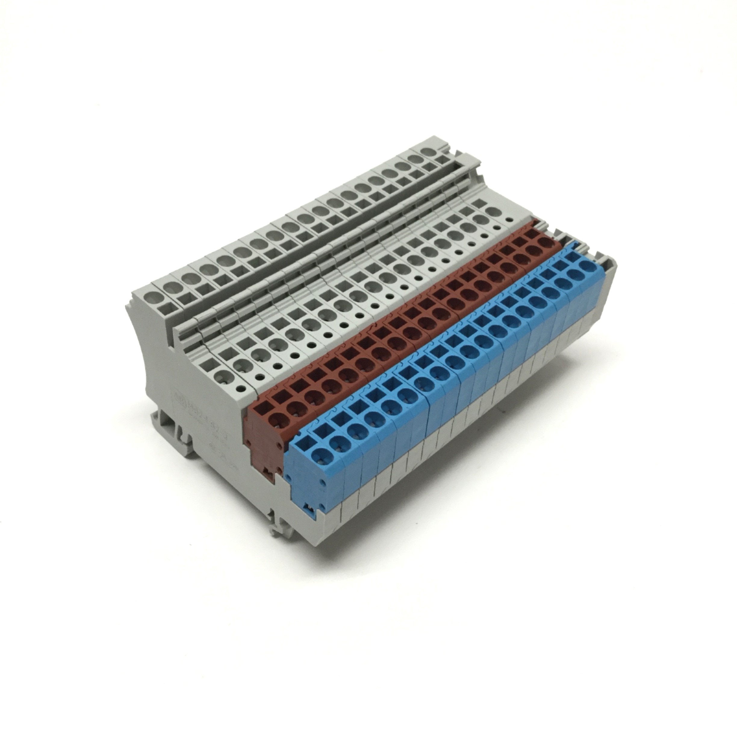 Lot of 19 Allen-Bradley 1492-LS2-3 Sensor Terminal Blocks, 3