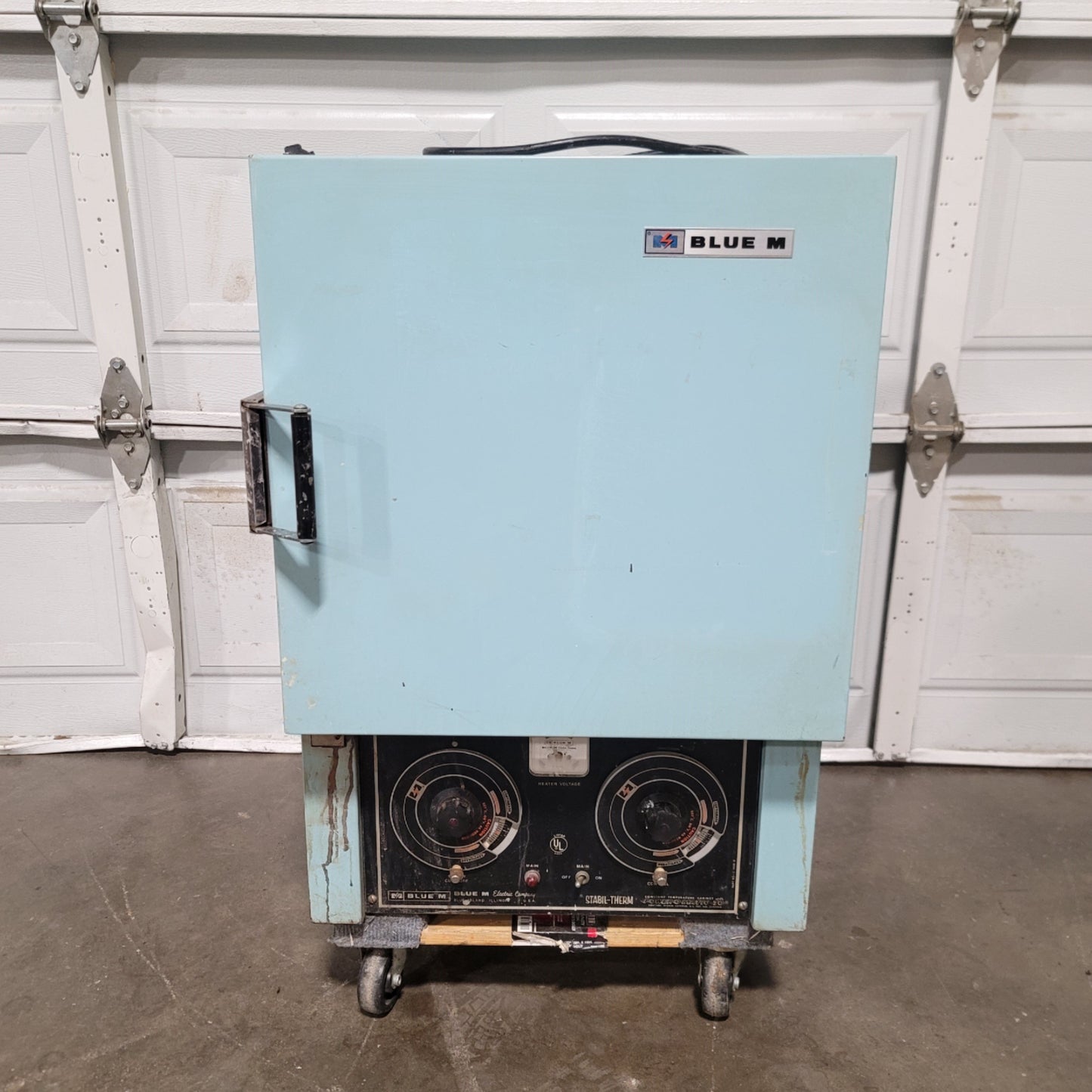 Used Blue M OV-472A-2 Stabil-Therm Mechanical Convection Oven 1CuFt, 36-260°C, 120VAC