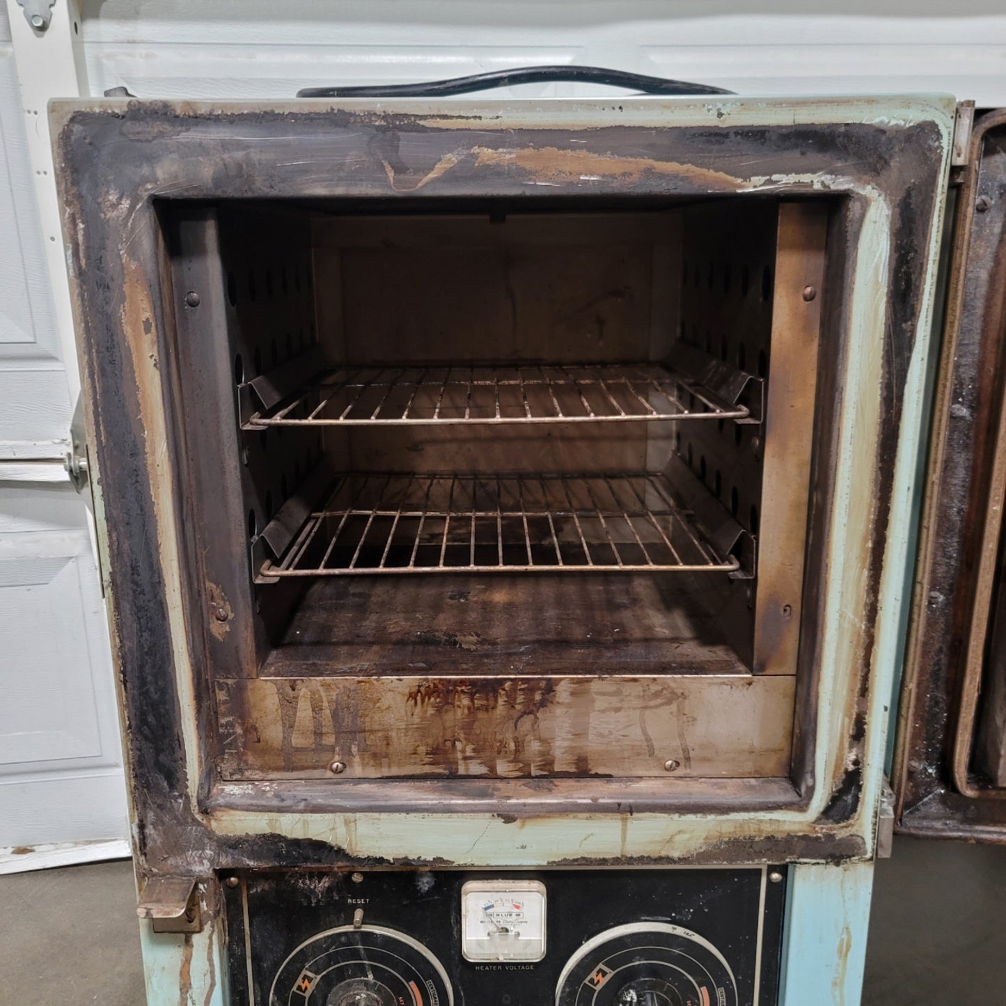 Used Blue M OV-472A-2 Stabil-Therm Mechanical Convection Oven 1CuFt, 36-260°C, 120VAC