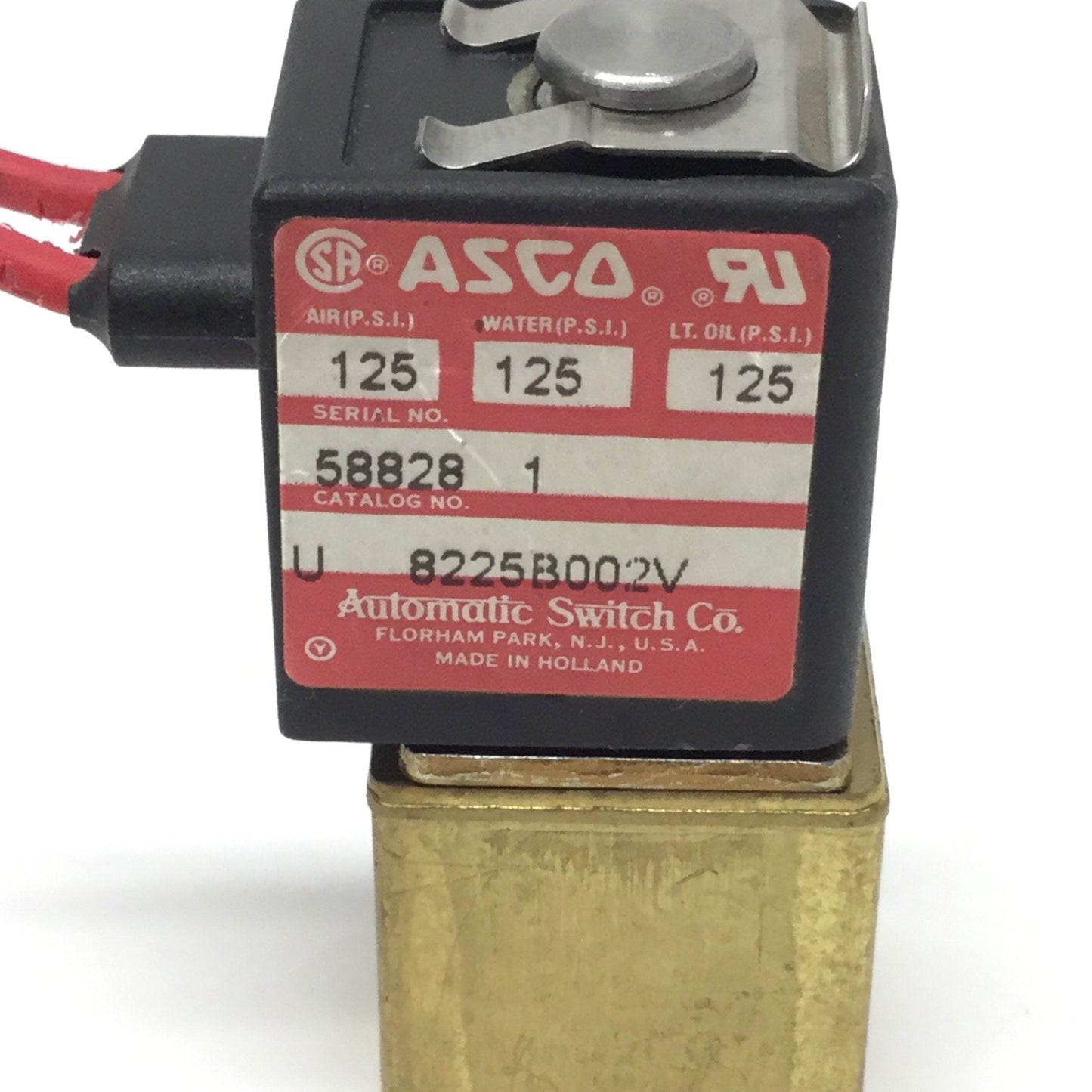 Used ASCO U8225B002V Solenoid Brass Valve 2-Way NC, 1/8" NPT, 24VDC, 125psi