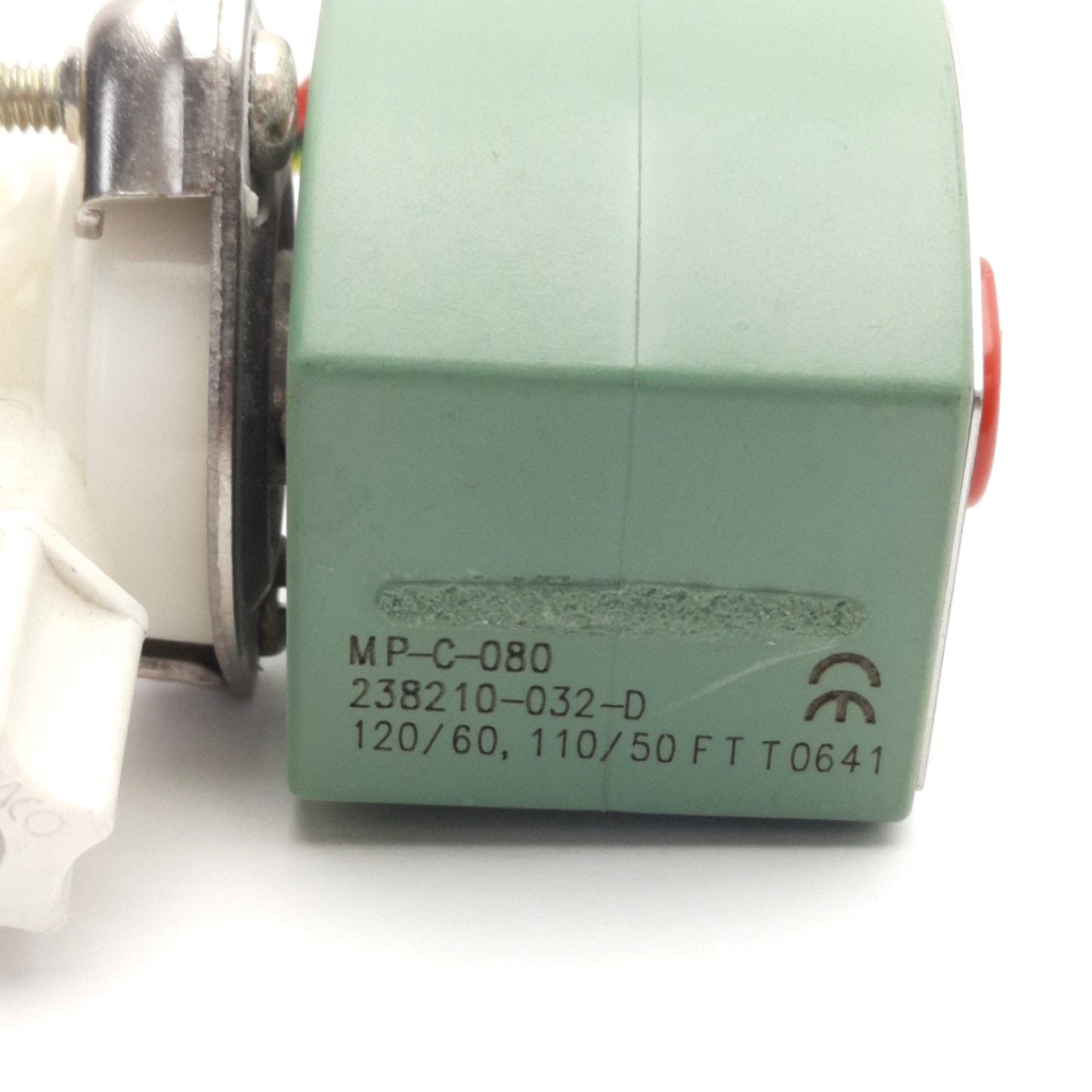 Used Asco 8260G071 Solenoid Valve 1/4" Jaco Tube Fitting, 120psi, 120/110VAC Coil