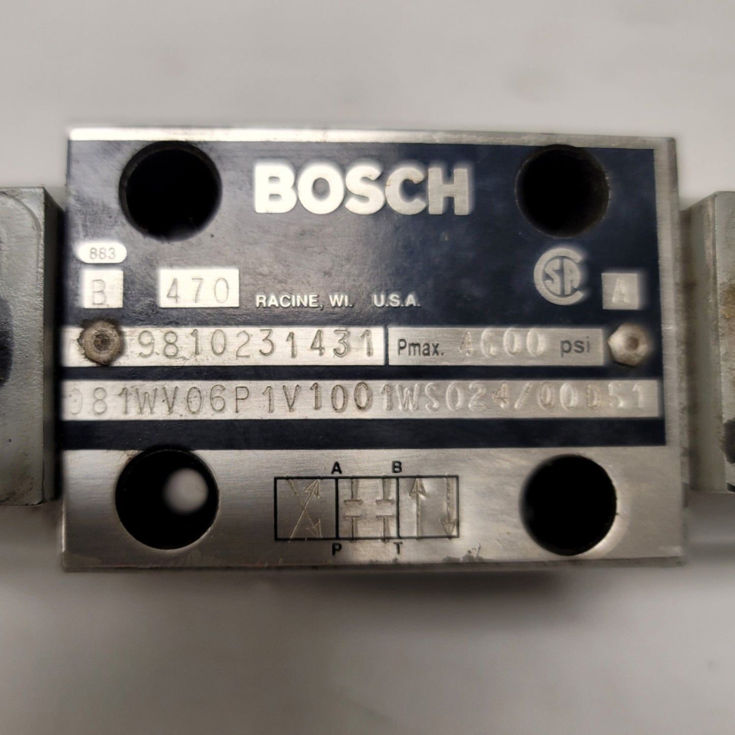Used Bosch 9810231431 Hydraulic Direction Control Valve 4600psi 24VDC Coil 3POS 4Way