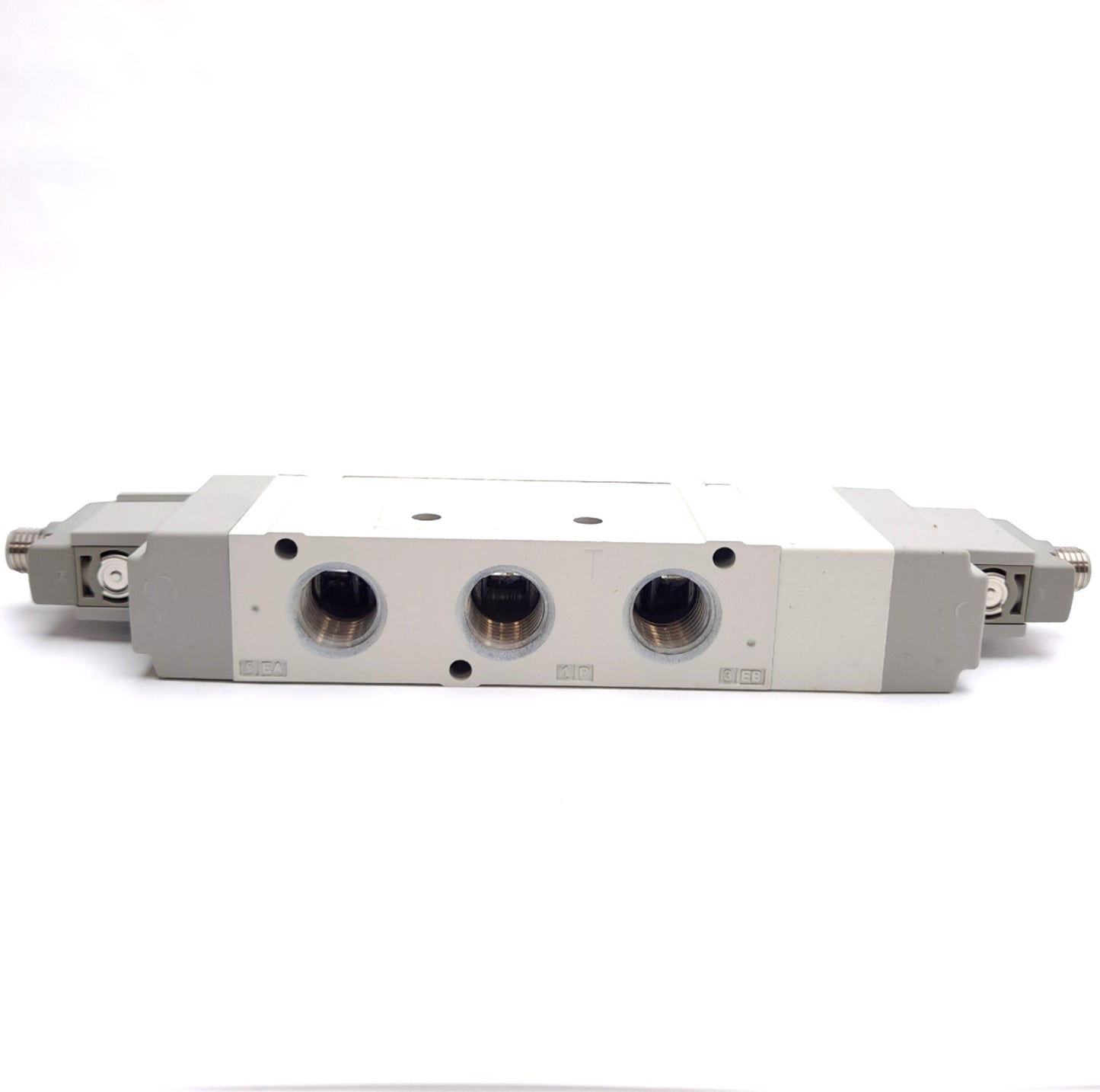 New – Open box SMC SY9420-5WOZ-02T Solenoid Valve, 5-Port, 3-Position, 24VDC Coil, 0.2-0.7MPa