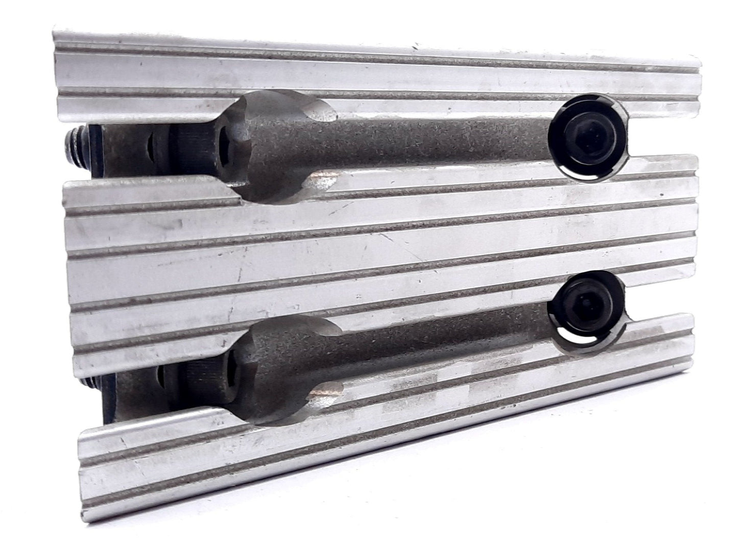 Used Lot of 2 80/20 2578 1530-Lite 45 Degree Support 6" Long 15 Series 3" x 1.5" x 6"