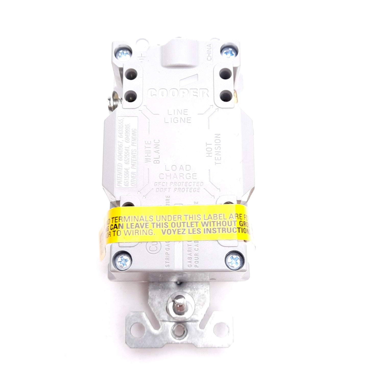 New Cooper VGFH20W Hospital Grade GFCI Receptacle, White, 20A 125VAC, NEMA 5-20R