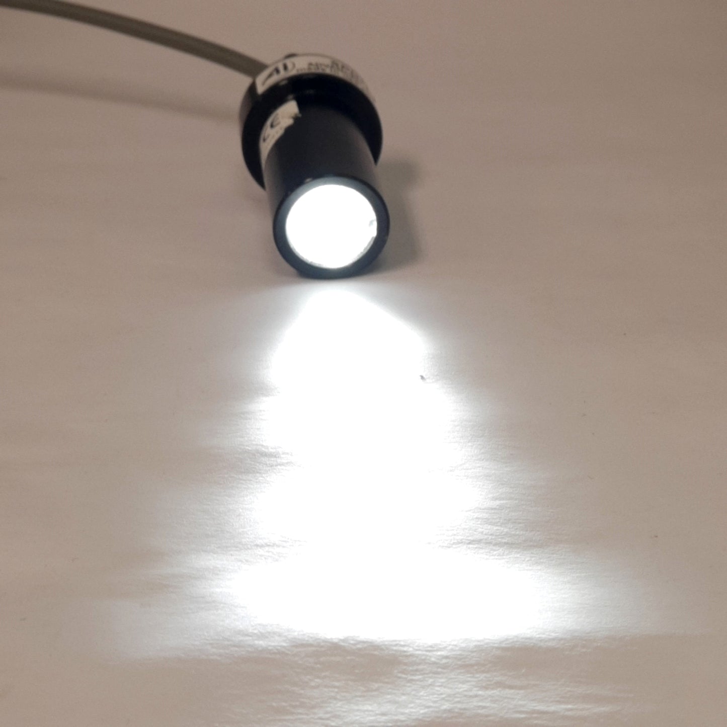 Used Advanced Illumination SL073-WHI24VOLT-001 Diffuse Spot Light, 24VDC, 2m Cable