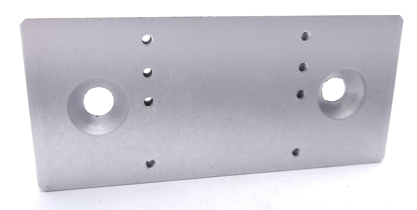 New Lot of 5 80/20 2121 Grabber Door Catch Mounting Plate 10 & 15 Series 4.5" x 2"