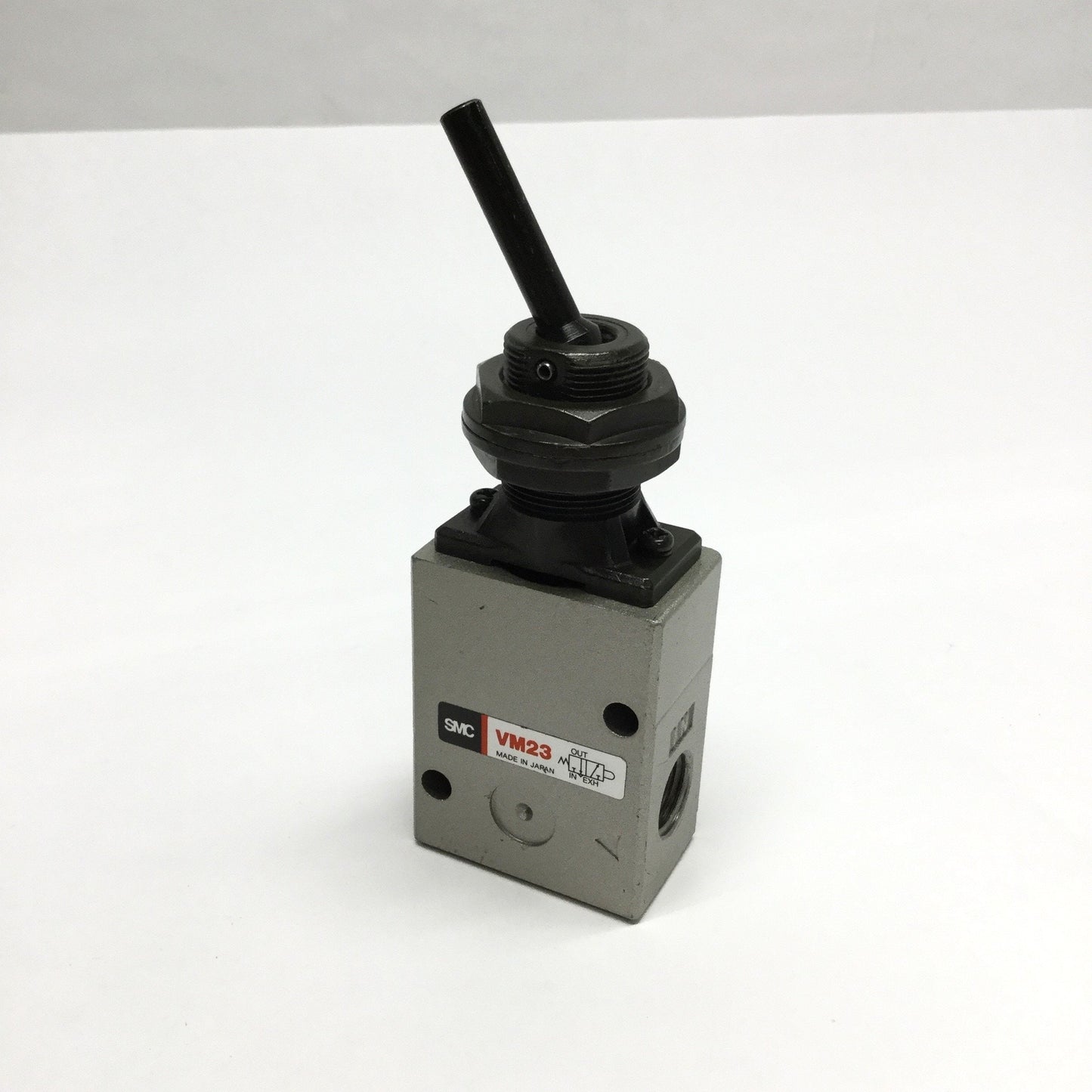 Used SMC VM230-N02-08 3-Port Mechanical Air Valve, Toggle Lever, 1/4" NPT
