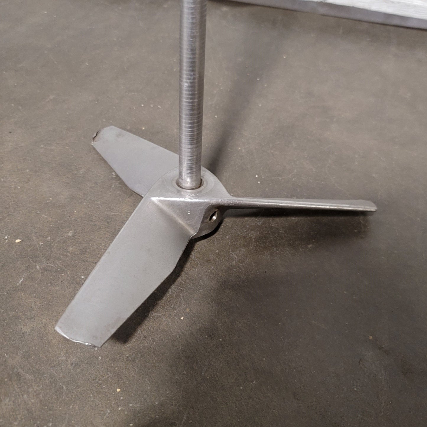 Used Lightnin XJ-30 Clamp Mount Gear Drive Mixer With A310 Impeller 0.3HP, 115/230VAC