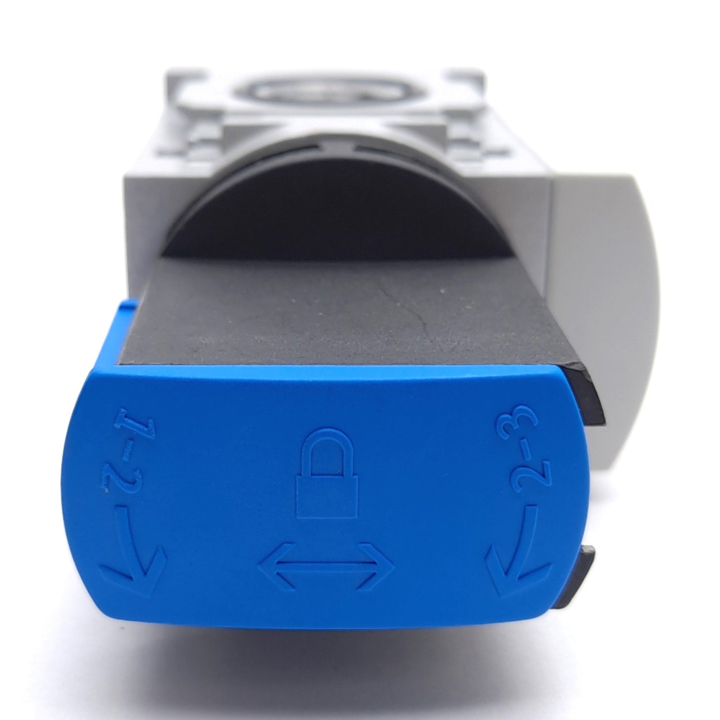 New – Open box Festo MS4N-EM1-1/4 Shut Off Valve, 0-14bar, 1/4in NPT, 2200 l/min, Manual