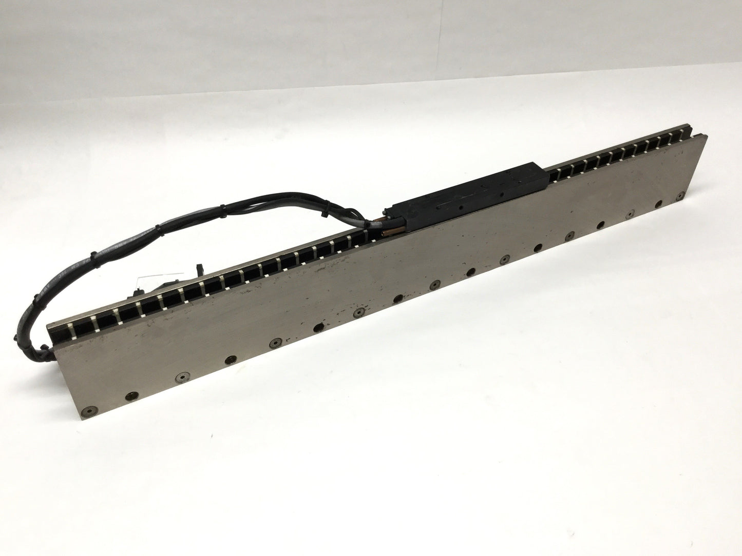 Used Anorad LEA-600 Brushless Linear Servo Motor 26.8 x 600mm Magnet Channel w/Coil