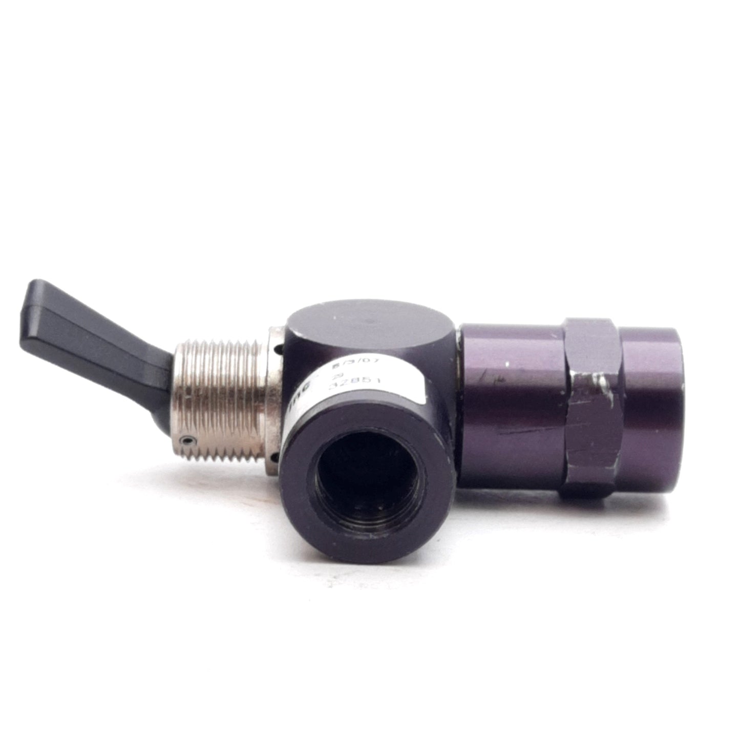 Used Pneumadyne H11-30-44 Toggle Valve, 3-Way, 22.1CFM @ 75PSI, 1/8in NPT, 125PSI Max