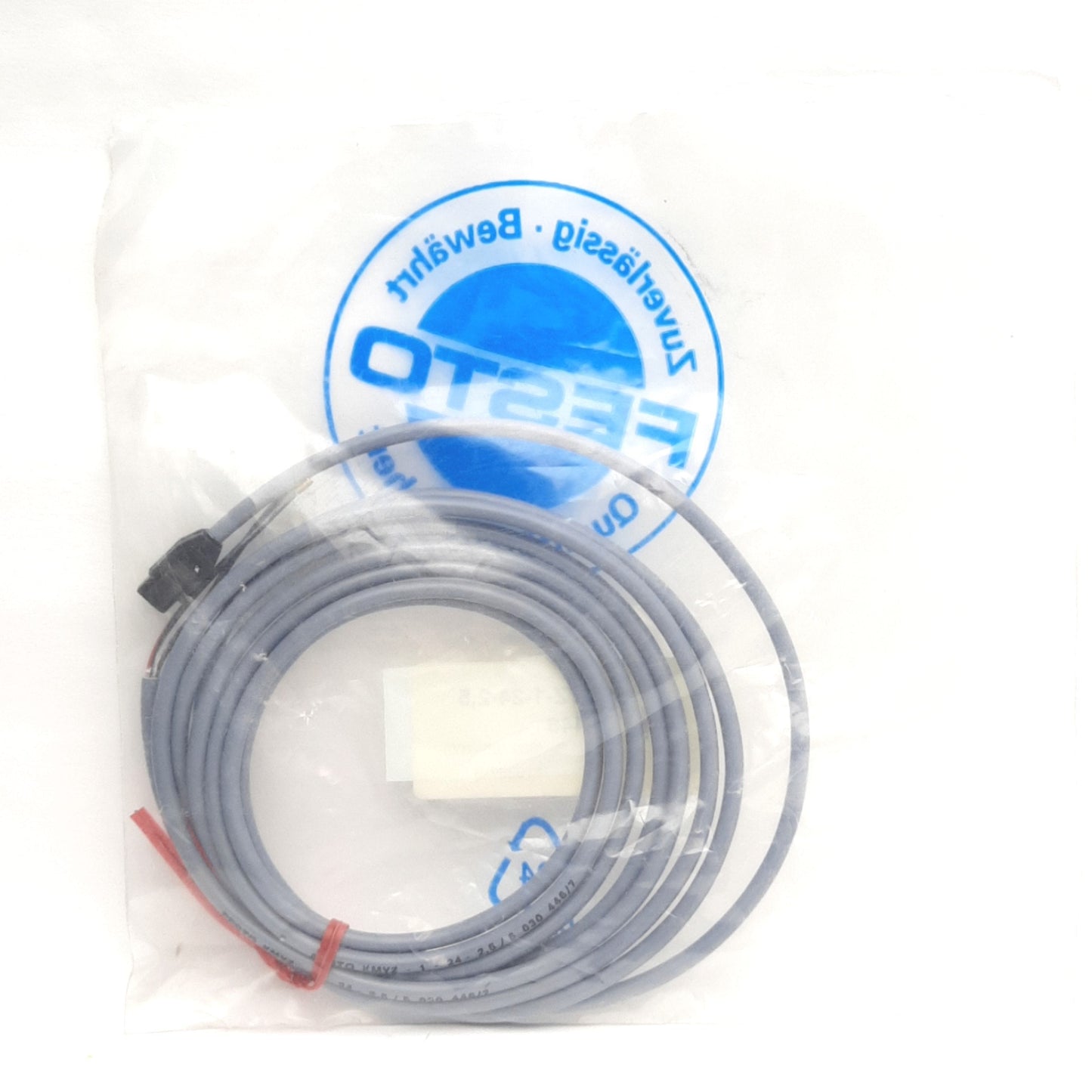 New Festo 30446 KMYZ-1-24-2,5 Plug Socket w/ Cable, 24VDC, 2.5m, For Solenoid Valves