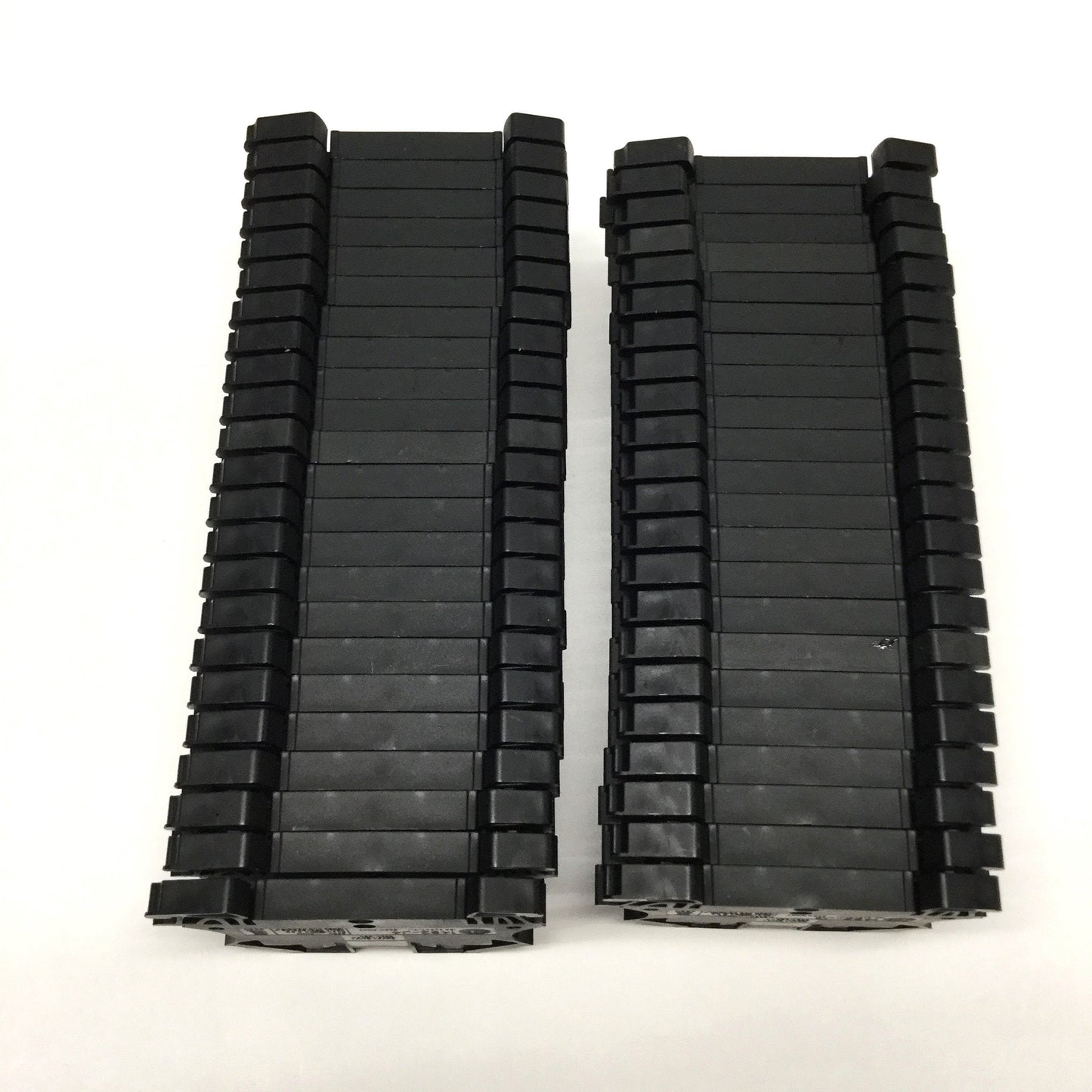 New – Open box Lot of 45 Allen Bradley 1492-J4-BL Feed Through Terminal Block, 600V AC/DC 35A