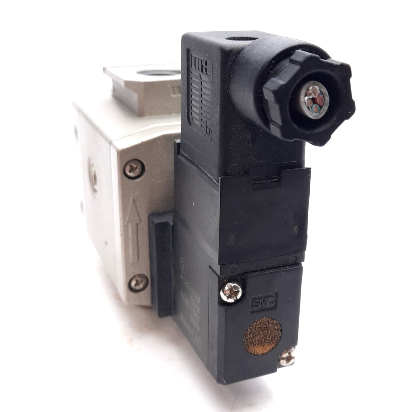 Used SMC NAV3000-N02-3DZ Soft Start-Up Valve, 0.2-1.0MPa, 3/8in NPT, 110-120VAC Coil