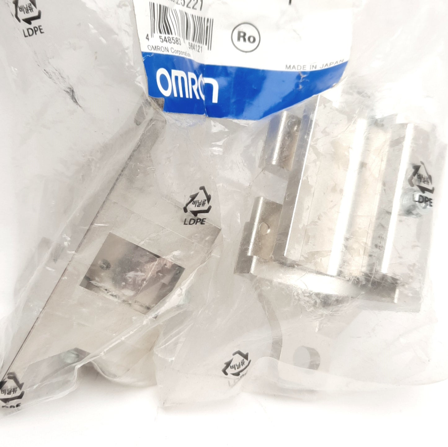 New Omron F39-LGA Standard Adjustable Bracket For F3 Series Light Curtains