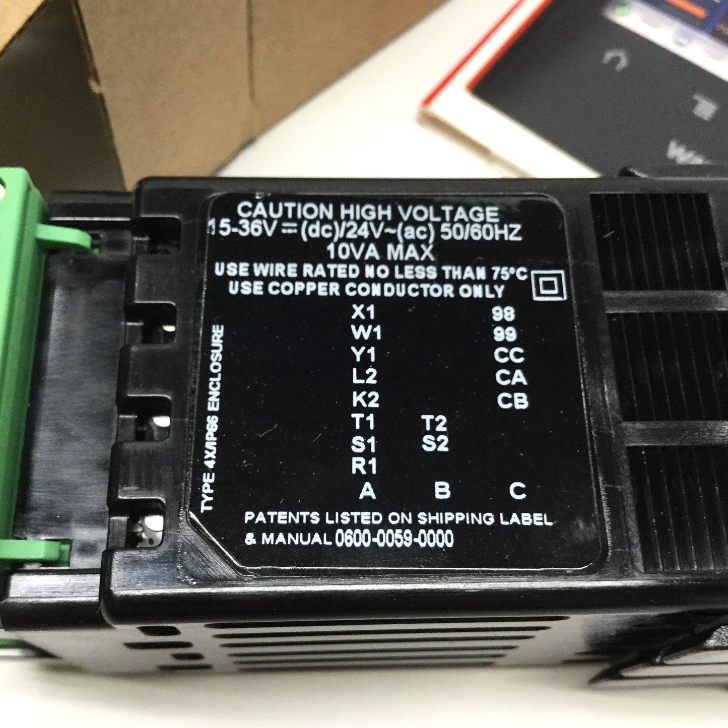 New Watlow PM6C3CJ-1TAAAAA EZ-ZONE Universal Temperature PID Controller, 24VAC/DC