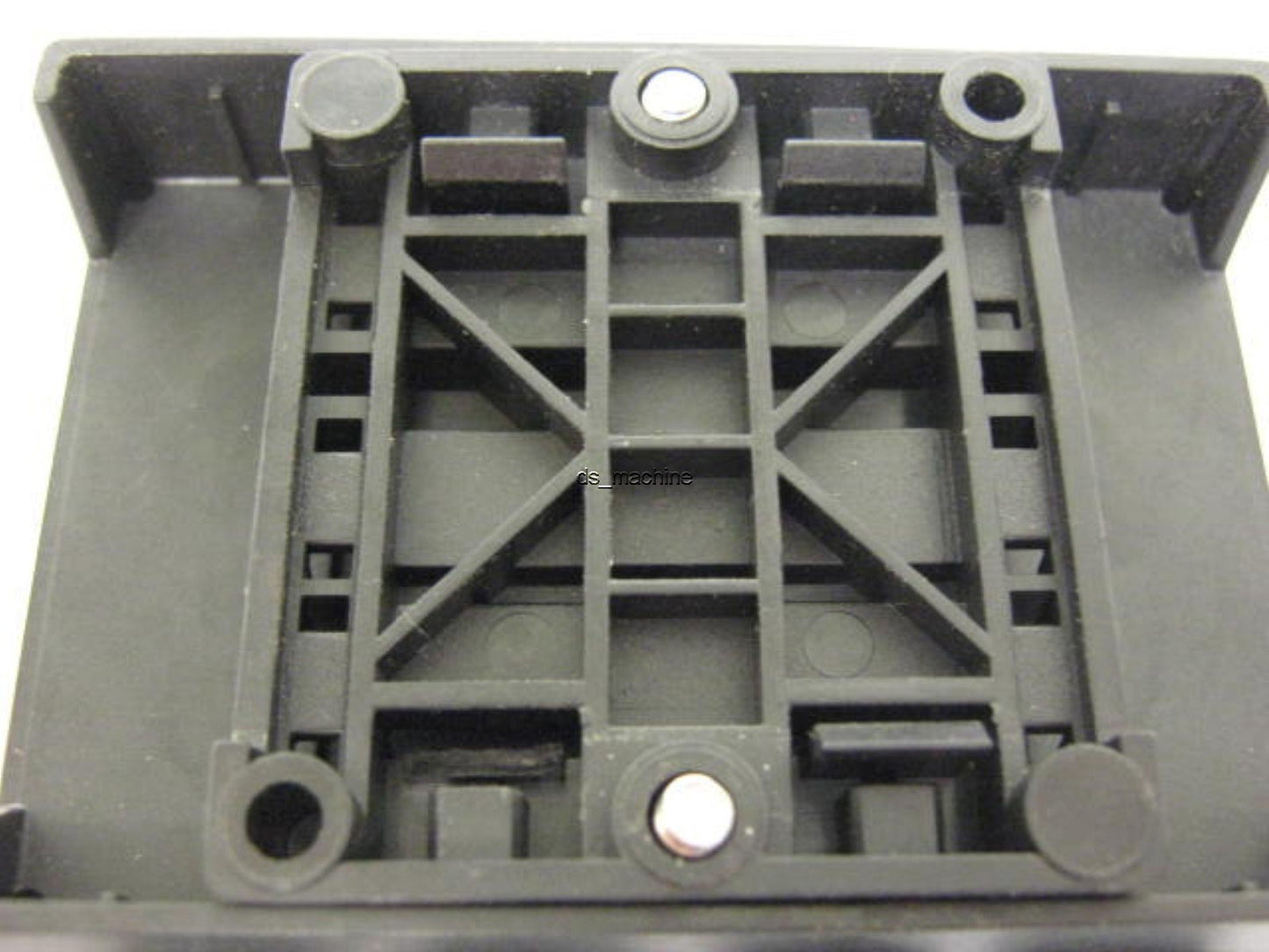 Used Baumer Electric 56A4016 ASIA Sensor Interface Module 4 In/200mA *Broken Mount*