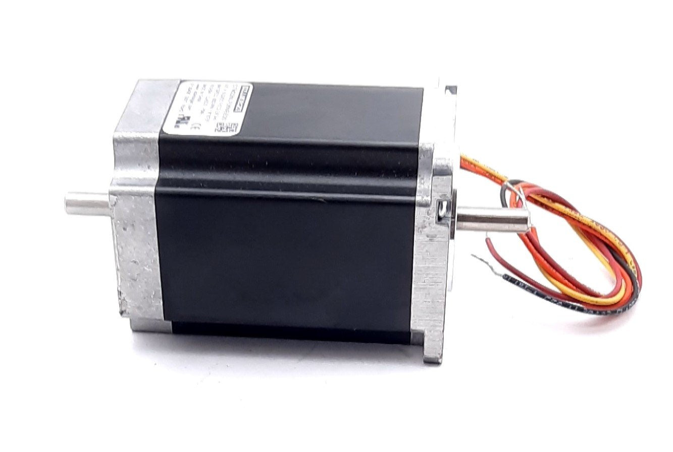 Used Kollmorgen CTM22NLF06NEE00 Stepper Motor W/Smooth Shaft 320VDC, 0.6A 3000RPM