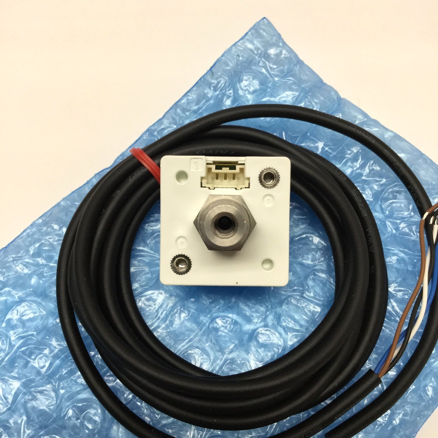 New – Open box Panasonic DP-102A-N-P Digital Pressure Sensor, -0.1 to 1.0MPa, 12-24VDC, PNP