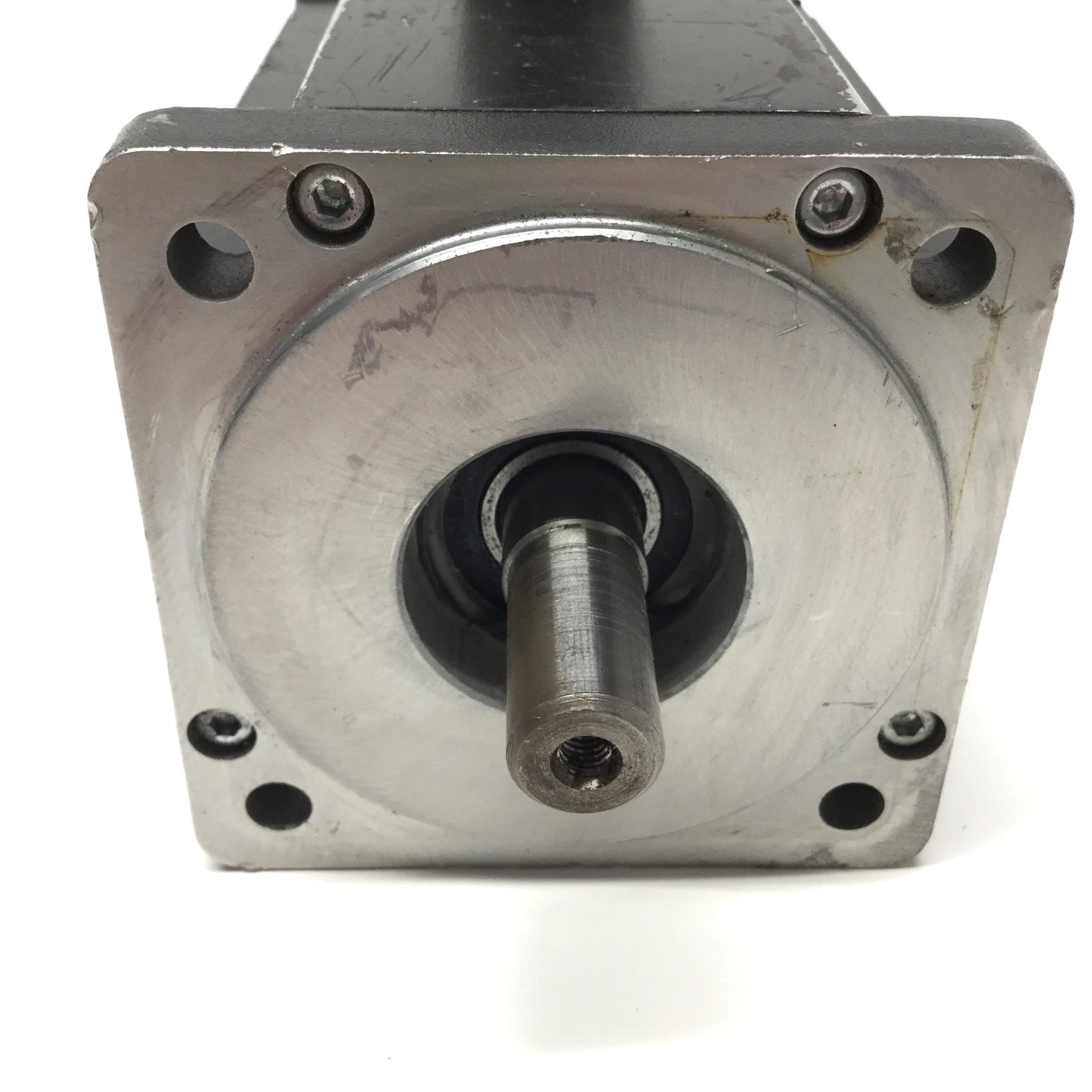 Used Allen Bradley VPL-B0752E-CK12AA Kinetix AC Servo Motor, 3-Phase 480VAC, 4900RPM