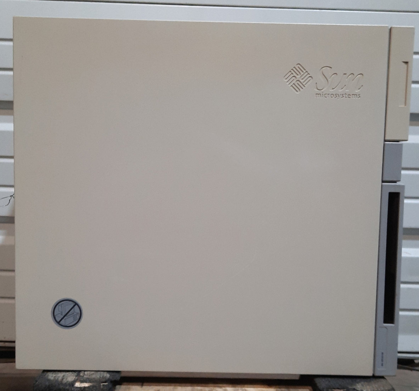Used Sun Microsystems Ultra 60 2450 Workstation 2x CPU 1.7GB RAM 2x HDD w/Creator3D