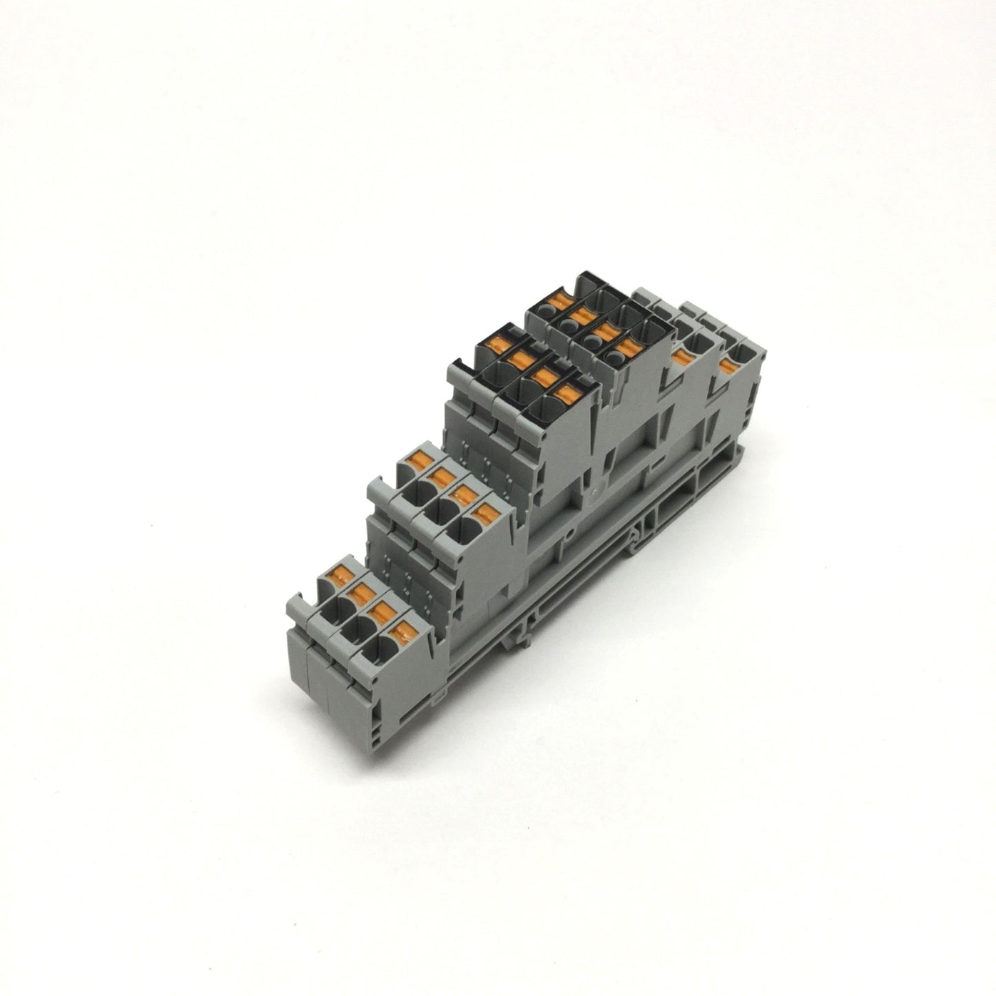 New Lot of 95 Allen Bradley 1492-P3 Terminal Block Push in Connection 600VAC/DC 20A