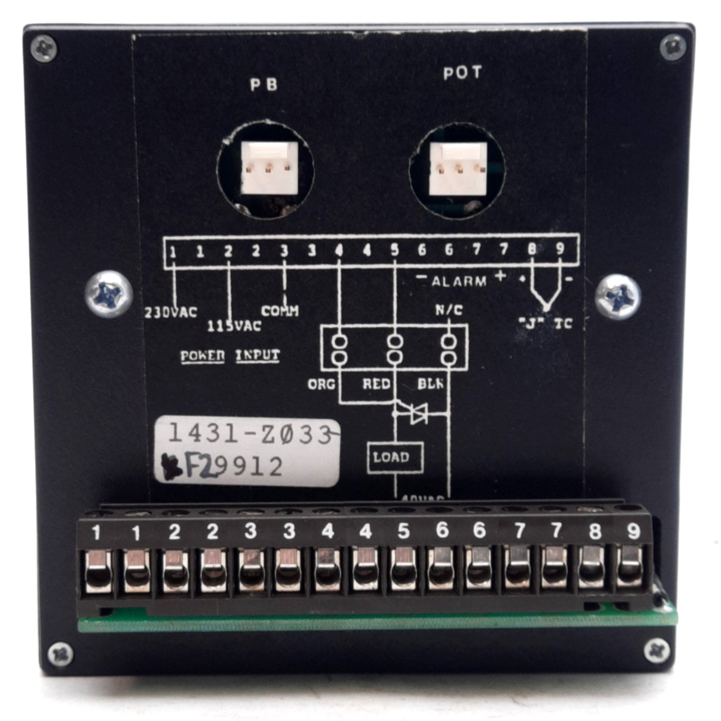 Used PAC 1431-Z033F2 Temperature Controller Type J, 1/4 DIN, 115/230VAC *1 Bad Mount*
