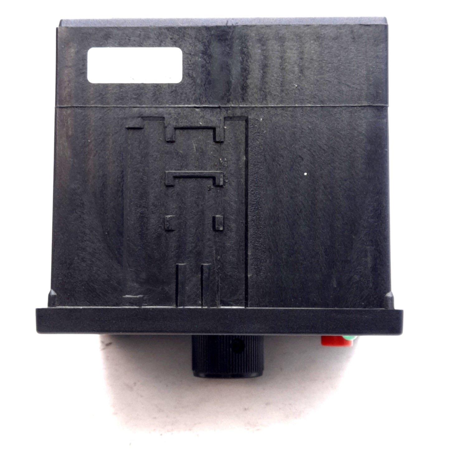 Used PAC 1431-Z033F2 Temperature Controller Type J, 1/4 DIN, 115/230VAC *1 Bad Mount*