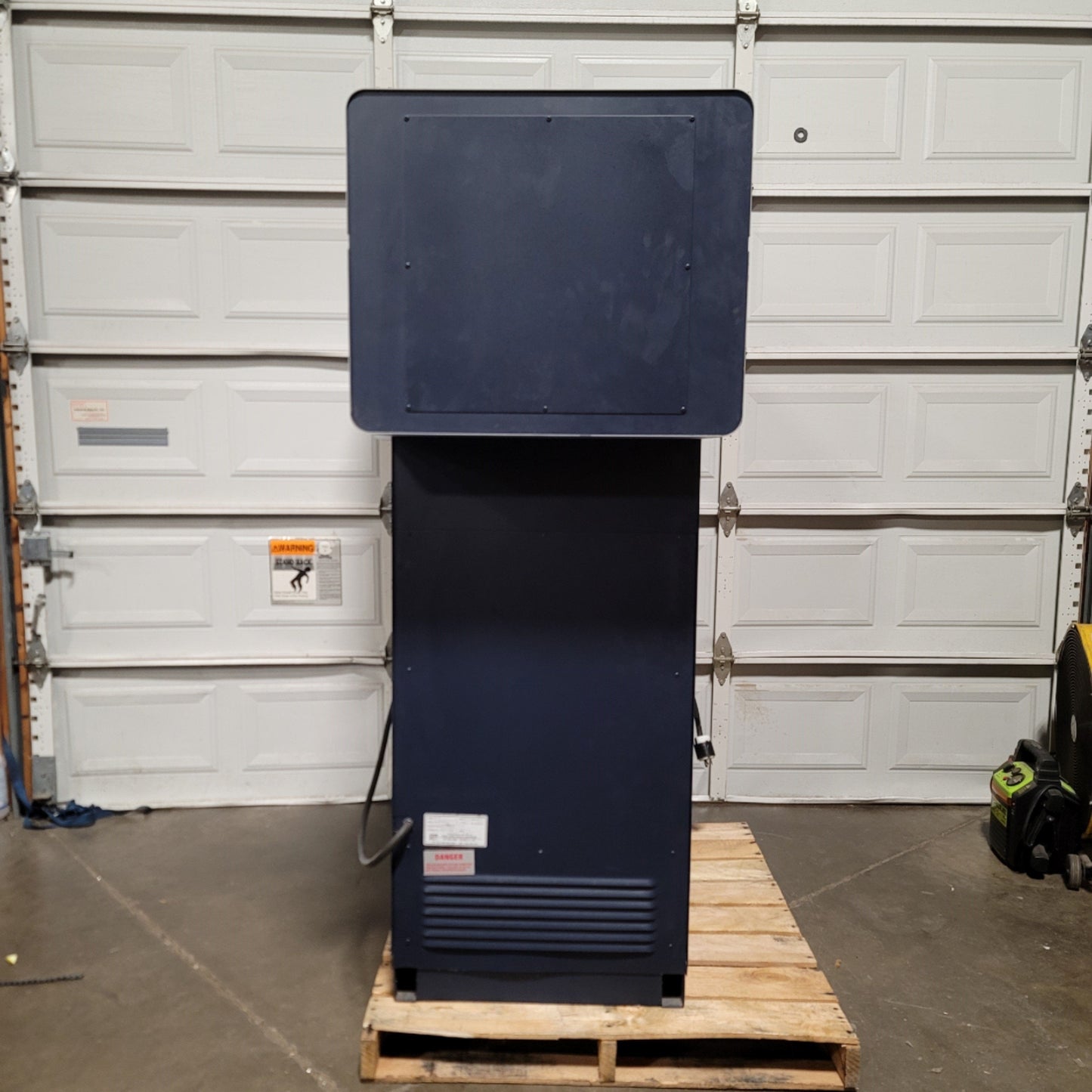 Used OGP QL-20 Contour Projector Optical Comparator 20" Screen 10x & 20x Lens 120VAC