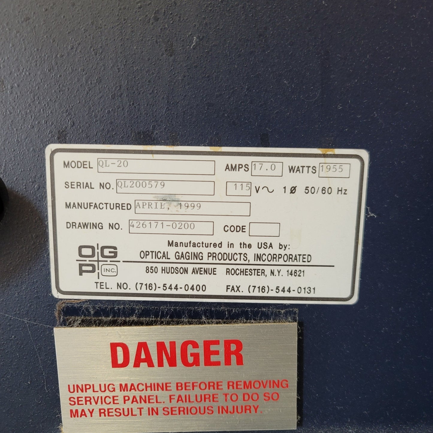 Used OGP QL-20 Contour Projector Optical Comparator 20" Screen 10x & 20x Lens 120VAC