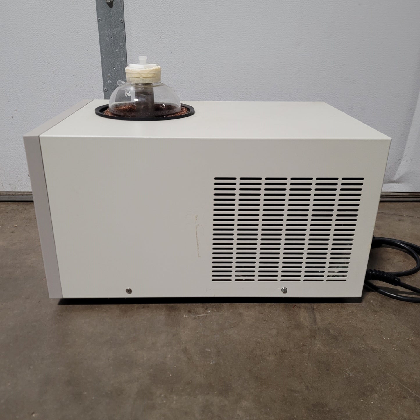 Used SP Industries FTS VT455 Vapor Trap With Glass Liner -50°C, 4 Liters, 120VAC 4A