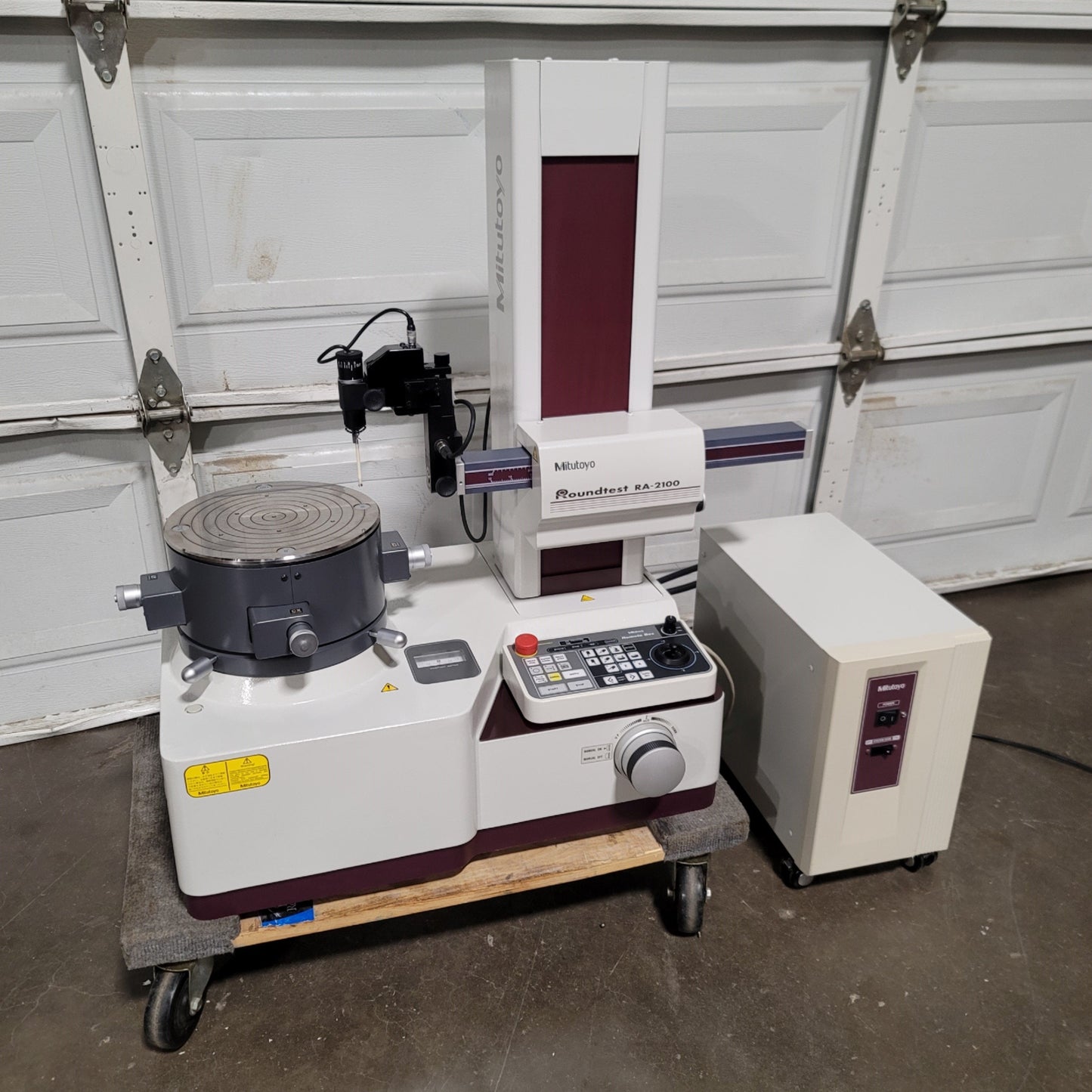 Used Mitutoyo 211-843A-1 Roundtest RA-2100AS Roundness Cylindricity Measuring System