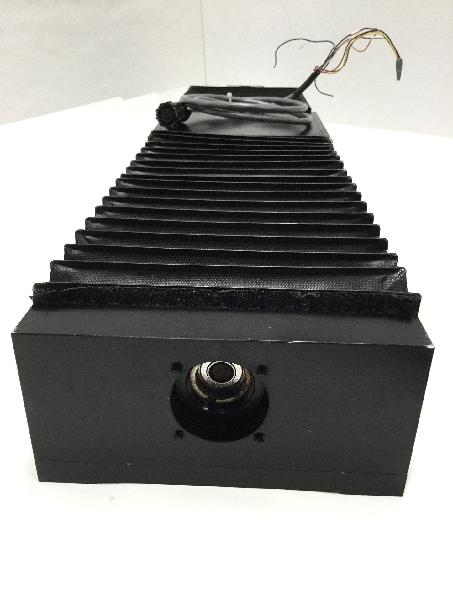 Used Parker 506020ST-ES-D2 Ballscrew Round Rail Linear Actuator 20" Travel, NEMA 23