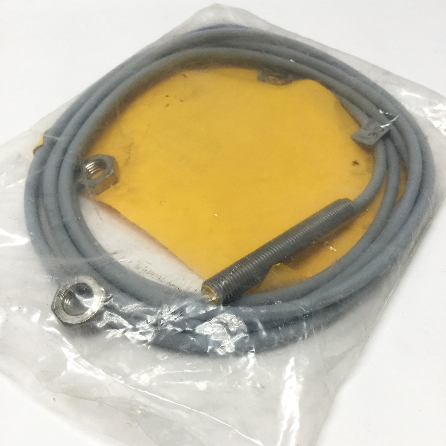 New Turck Bi1,5-G08-AP6X Inductive Proximity Sensor, 1.5mm, 10-30VDC, PNP-NO, 3-Wire