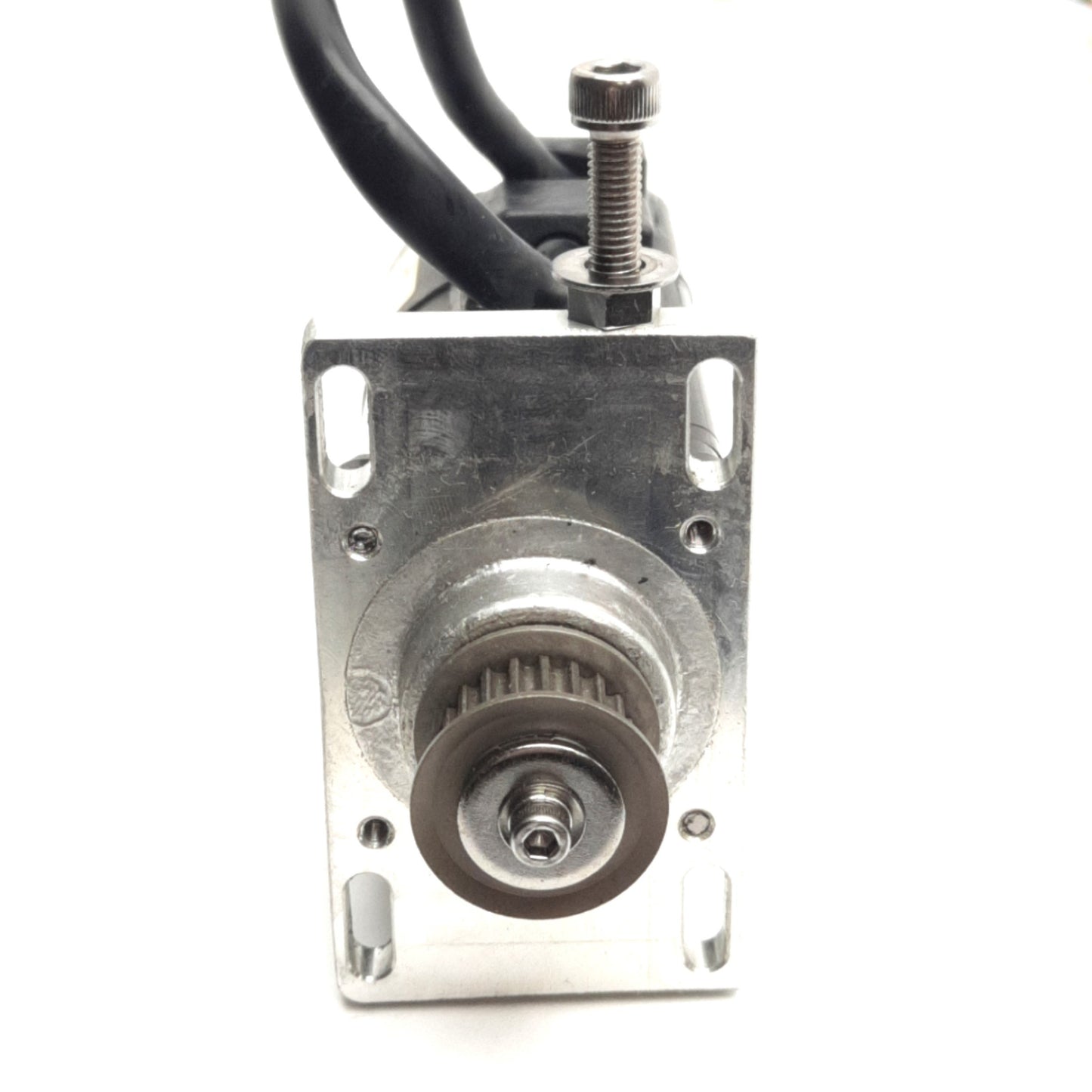 Used Yaskawa SGMAH-01A1A-HL11 Servo Motor, 200VAC 0.91A, 0.31Nm, 3000RPM, 100W